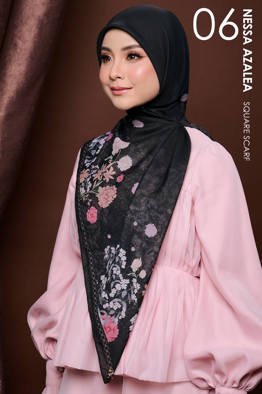 (Preorder) Nessa Azalea Square