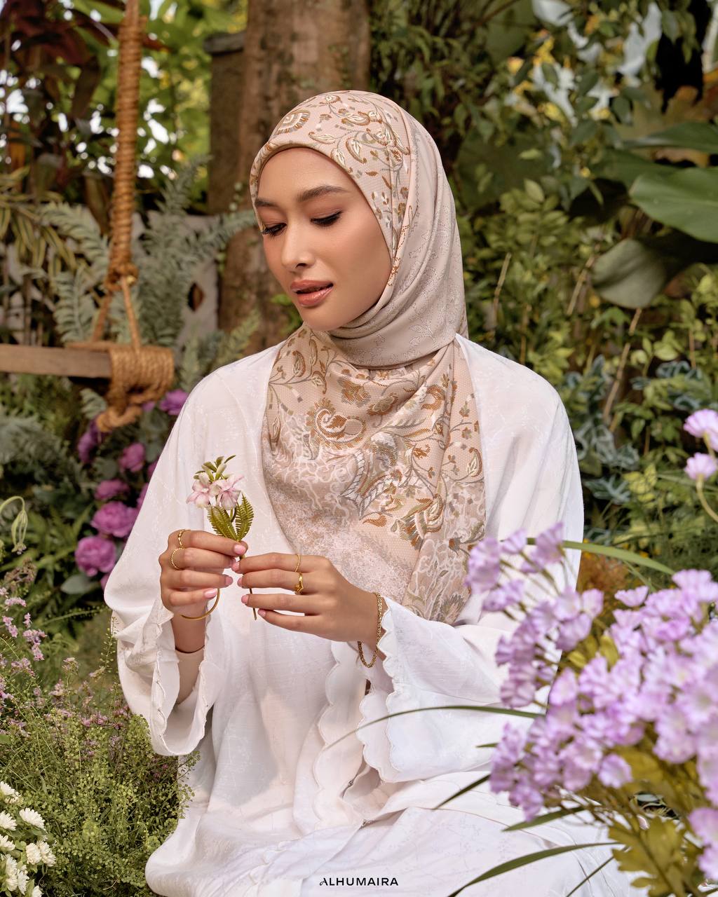 alhumaira instant shawl