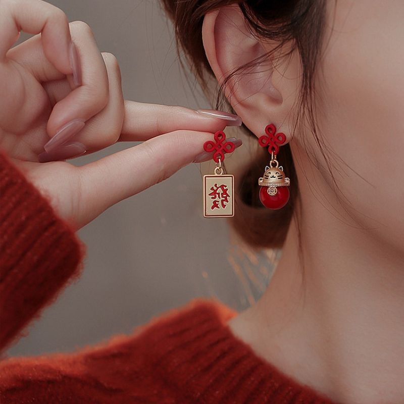 新年喜氣招財貓紅色耳環耳飾秋冬耳釘新款小眾設計感耳飾