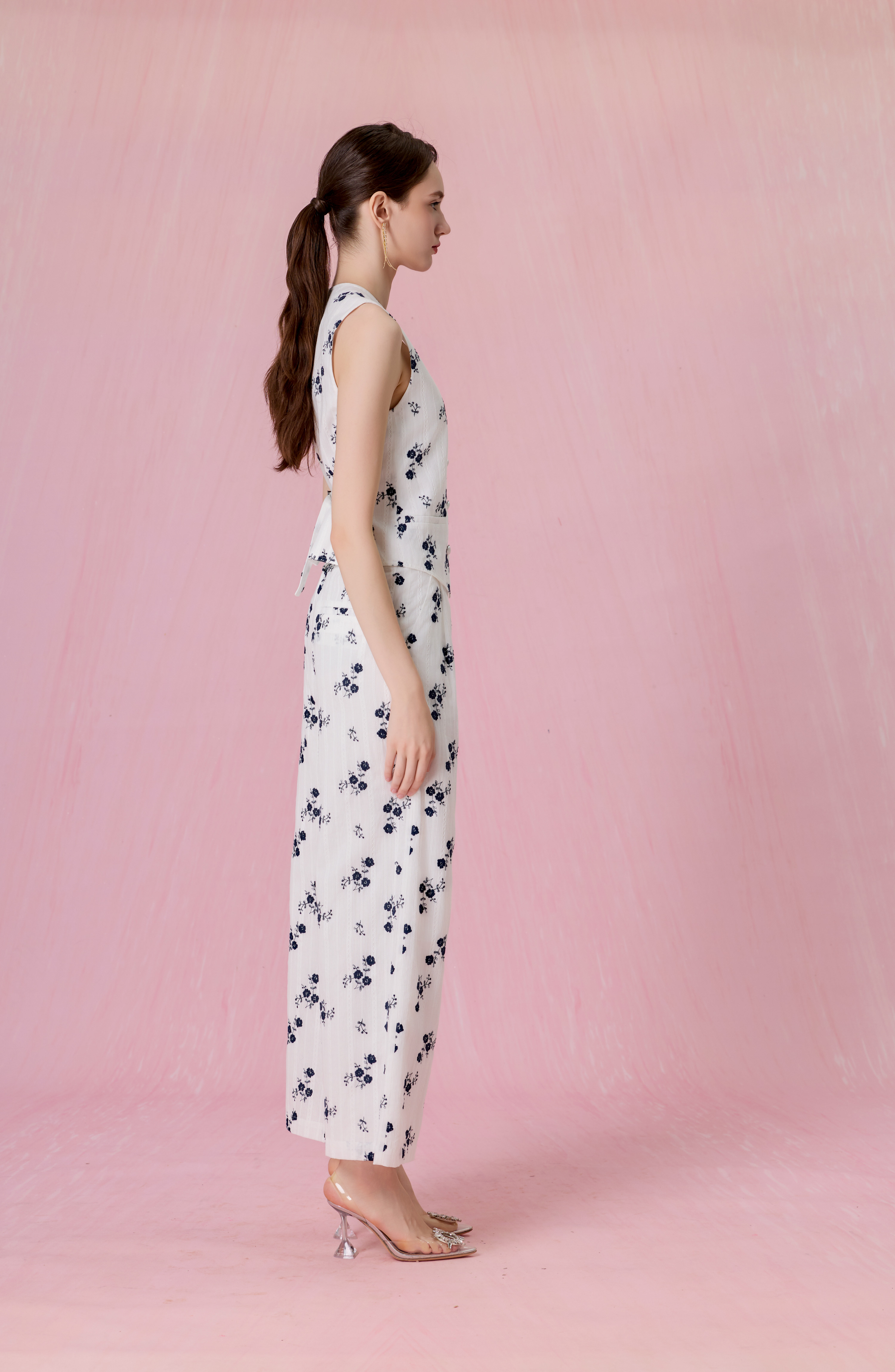 Coleta White With Embroidered Navy Floral Vest Top