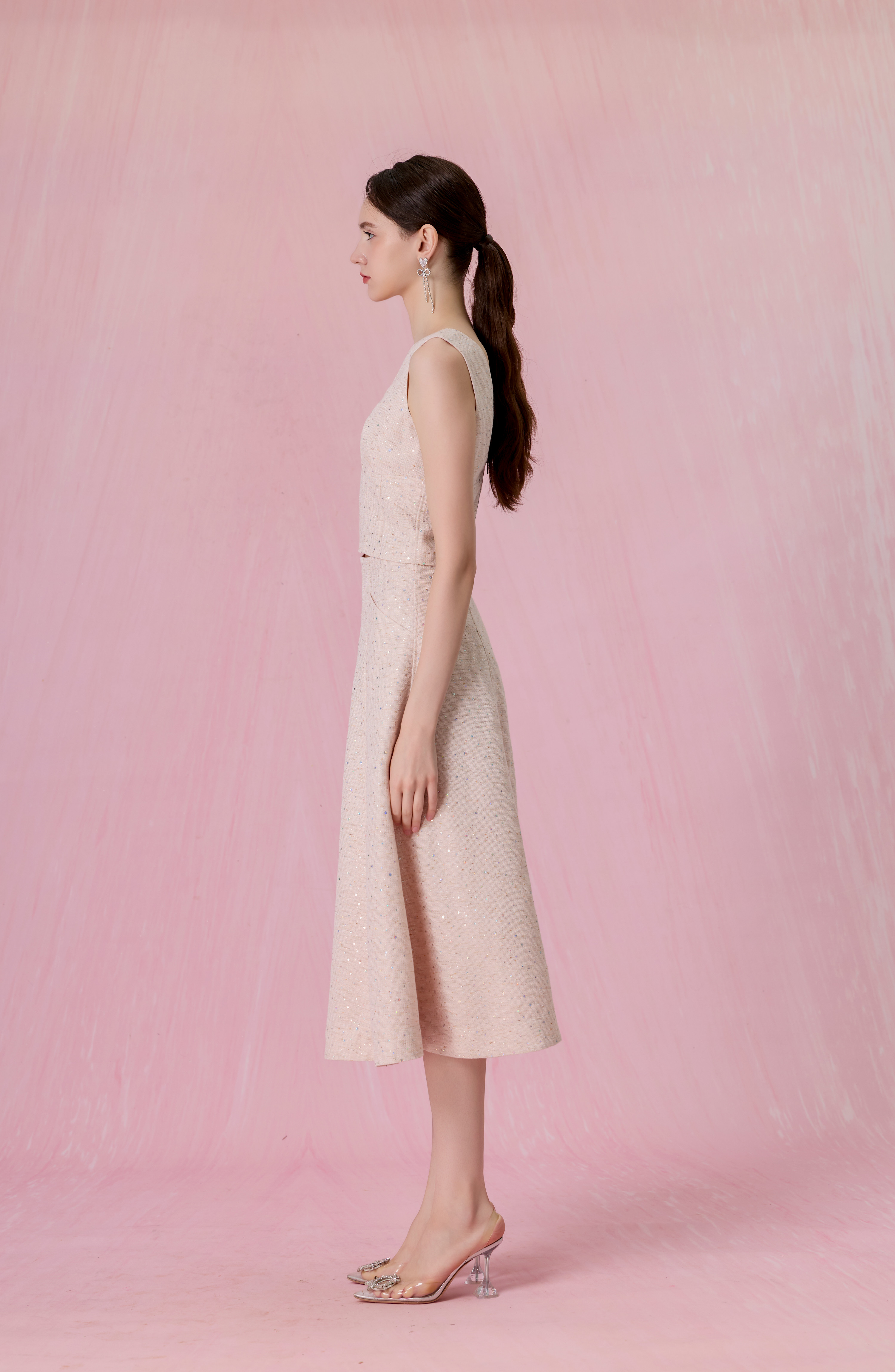 Cherree Light Pink Tweed V-Neck Cropped Top