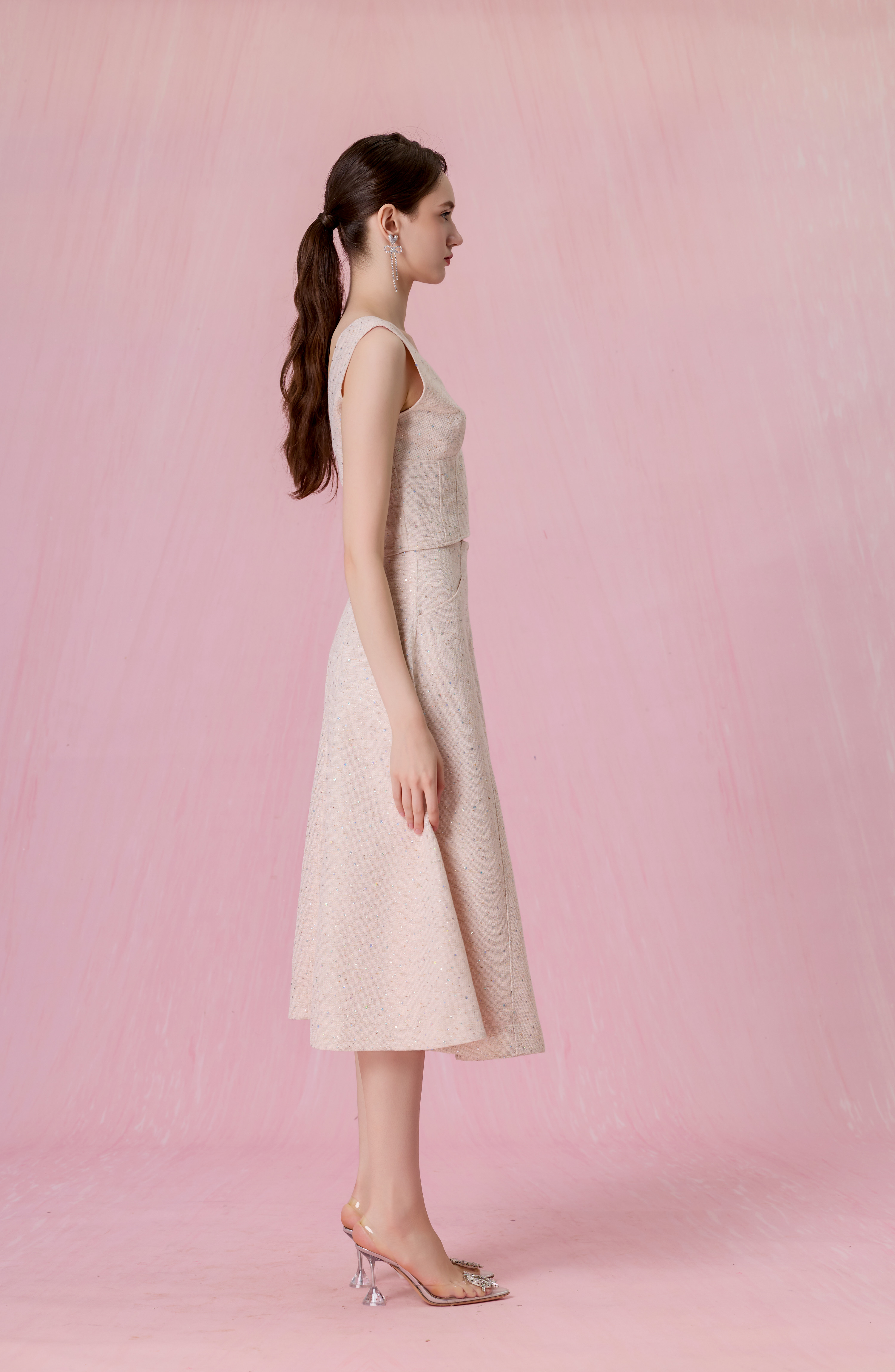 Cherree Light Pink Tweed V-Neck Cropped Top