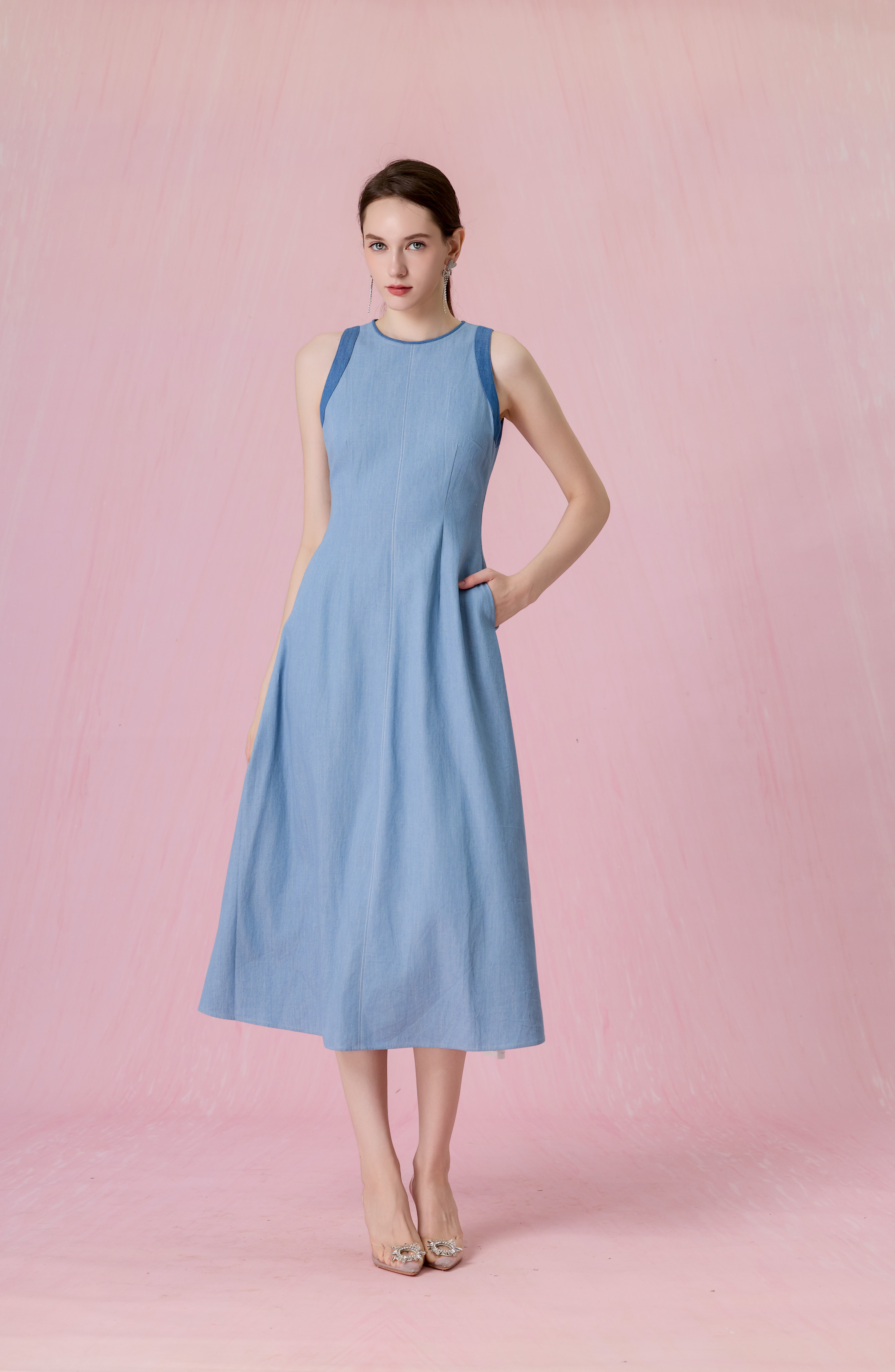 Cherye Light Blue Denim Contrast-Trim Midi Dress