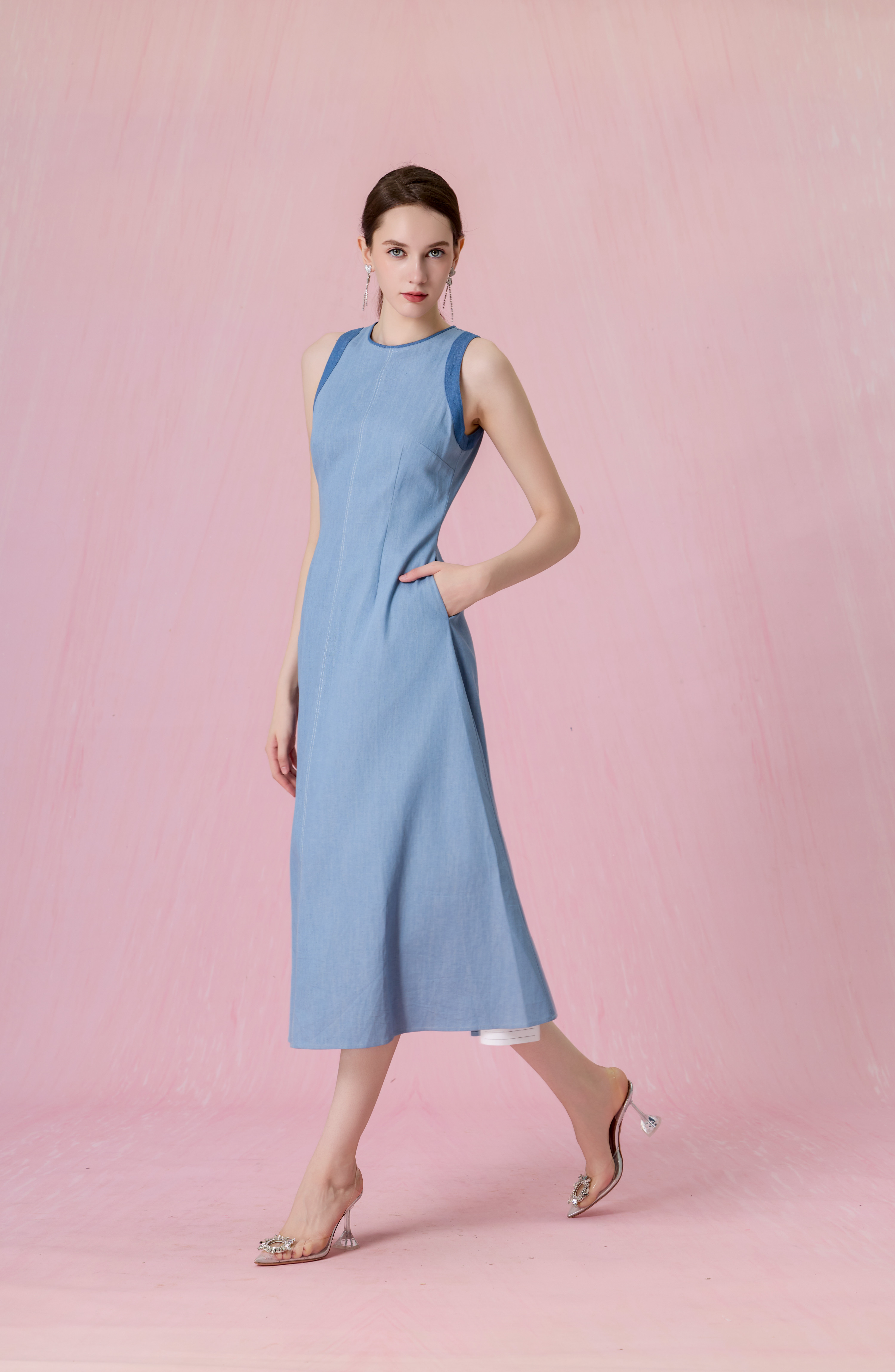 Cherye Light Blue Denim Contrast-Trim Midi Dress