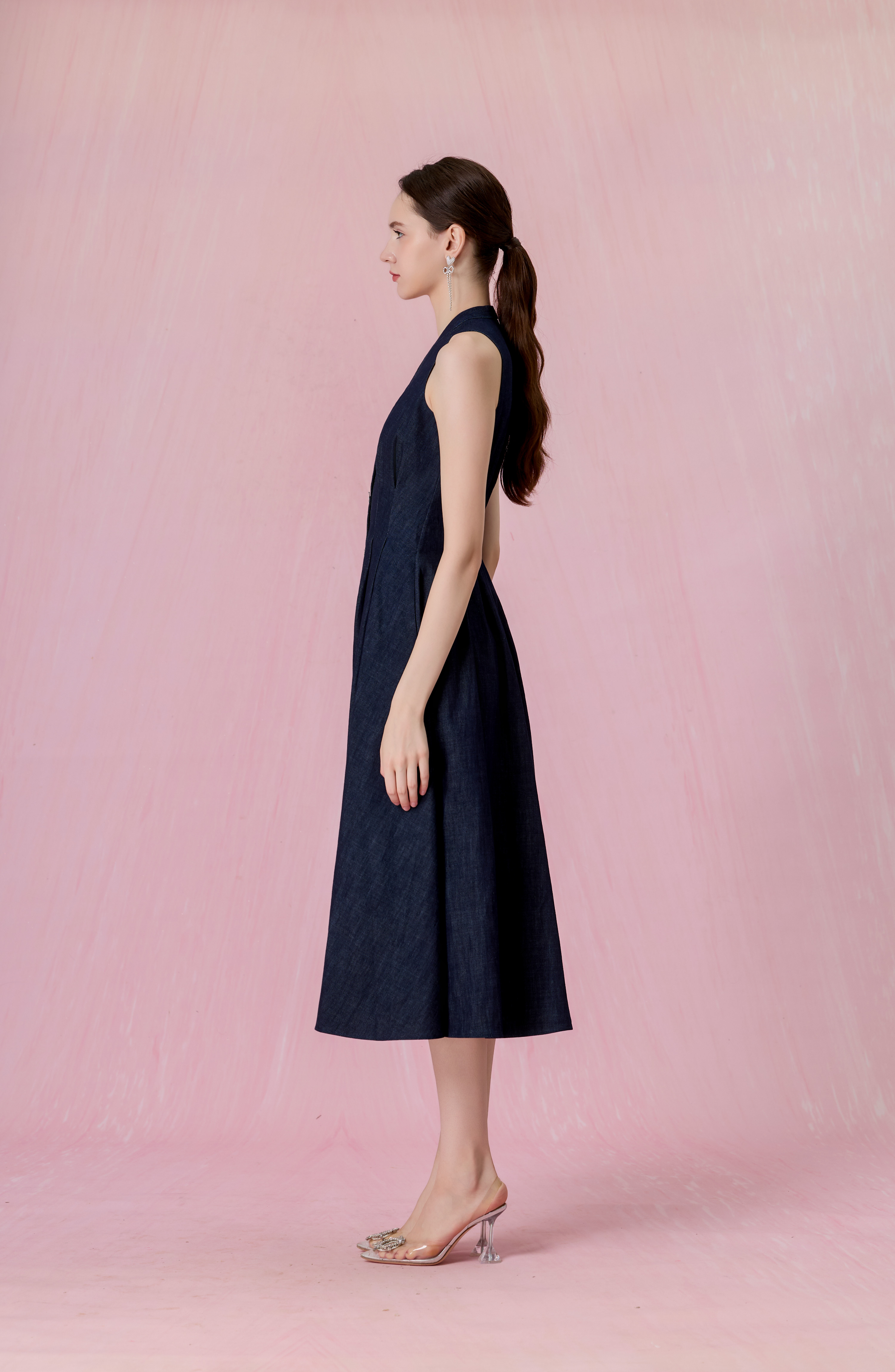 Cressentia Dark Blue Denim Halter Pleated Midi Dress