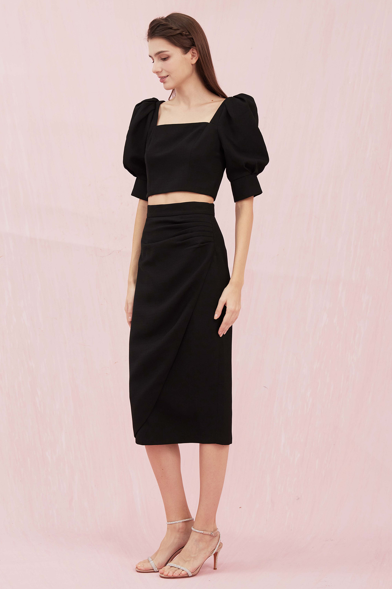 Gilian Black Puffy Sleeve Crop Top