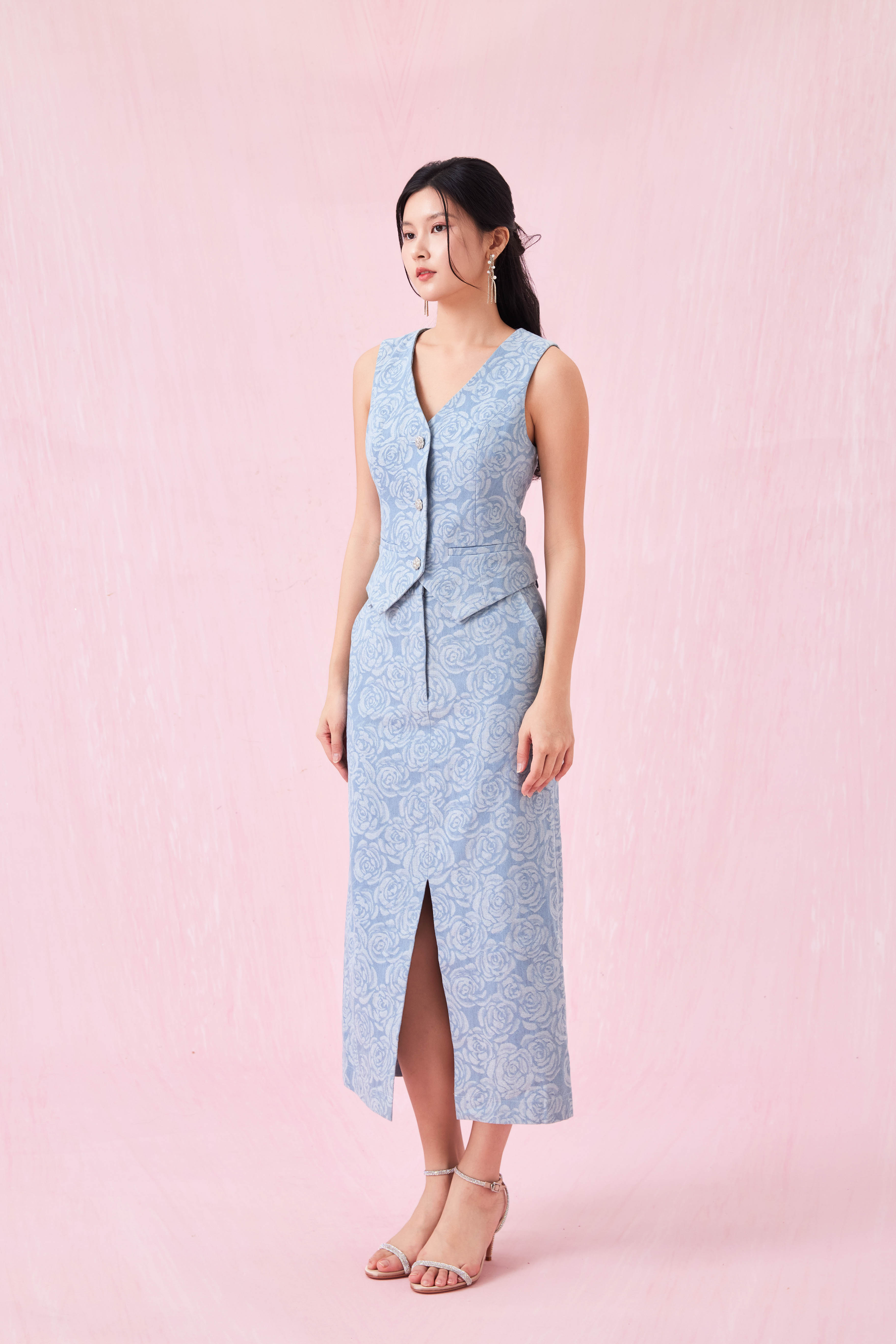 Cerrita Rose Embos Blue Denim Vest