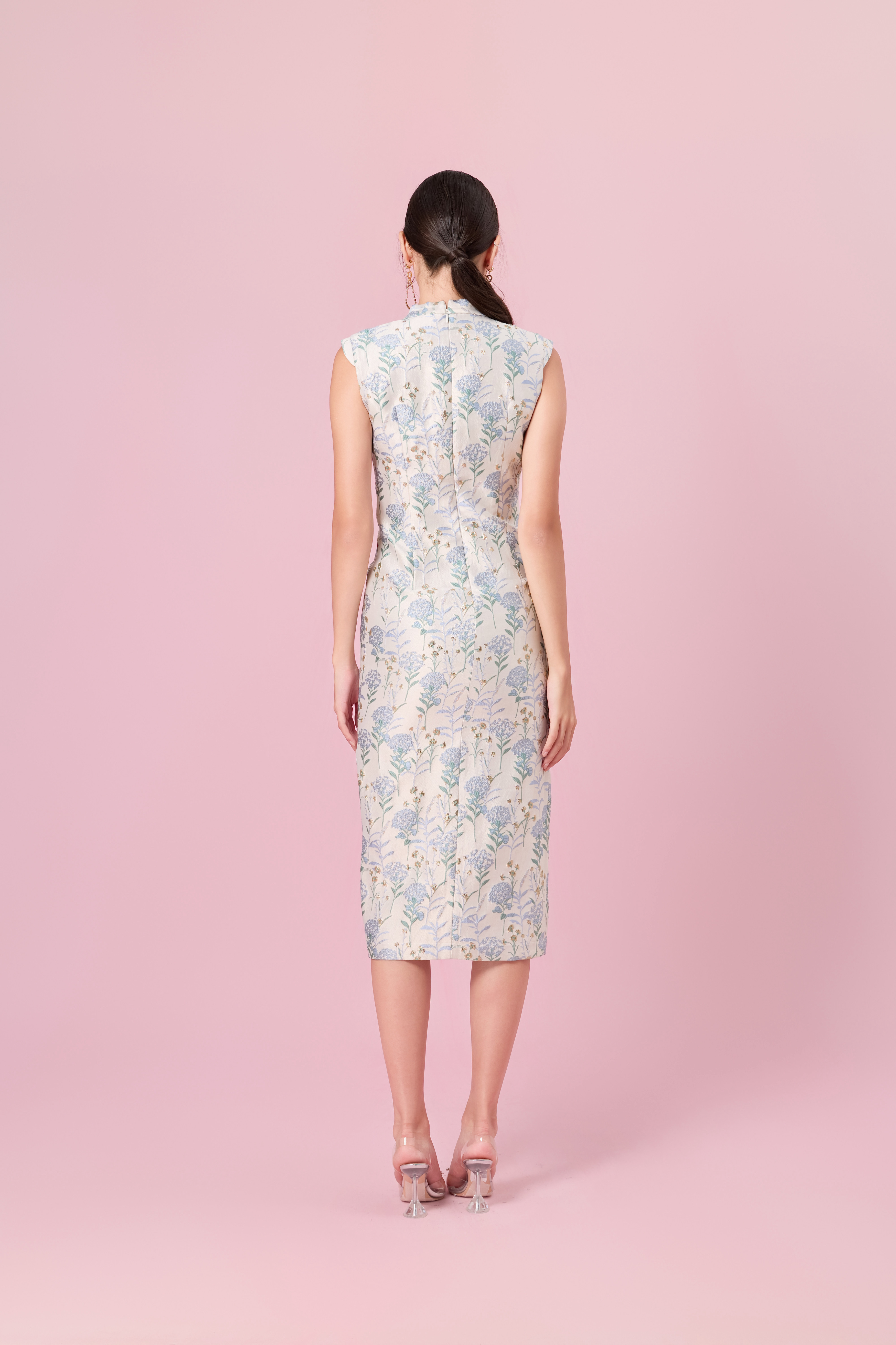 Cendrine Blue Flower Cheongsam