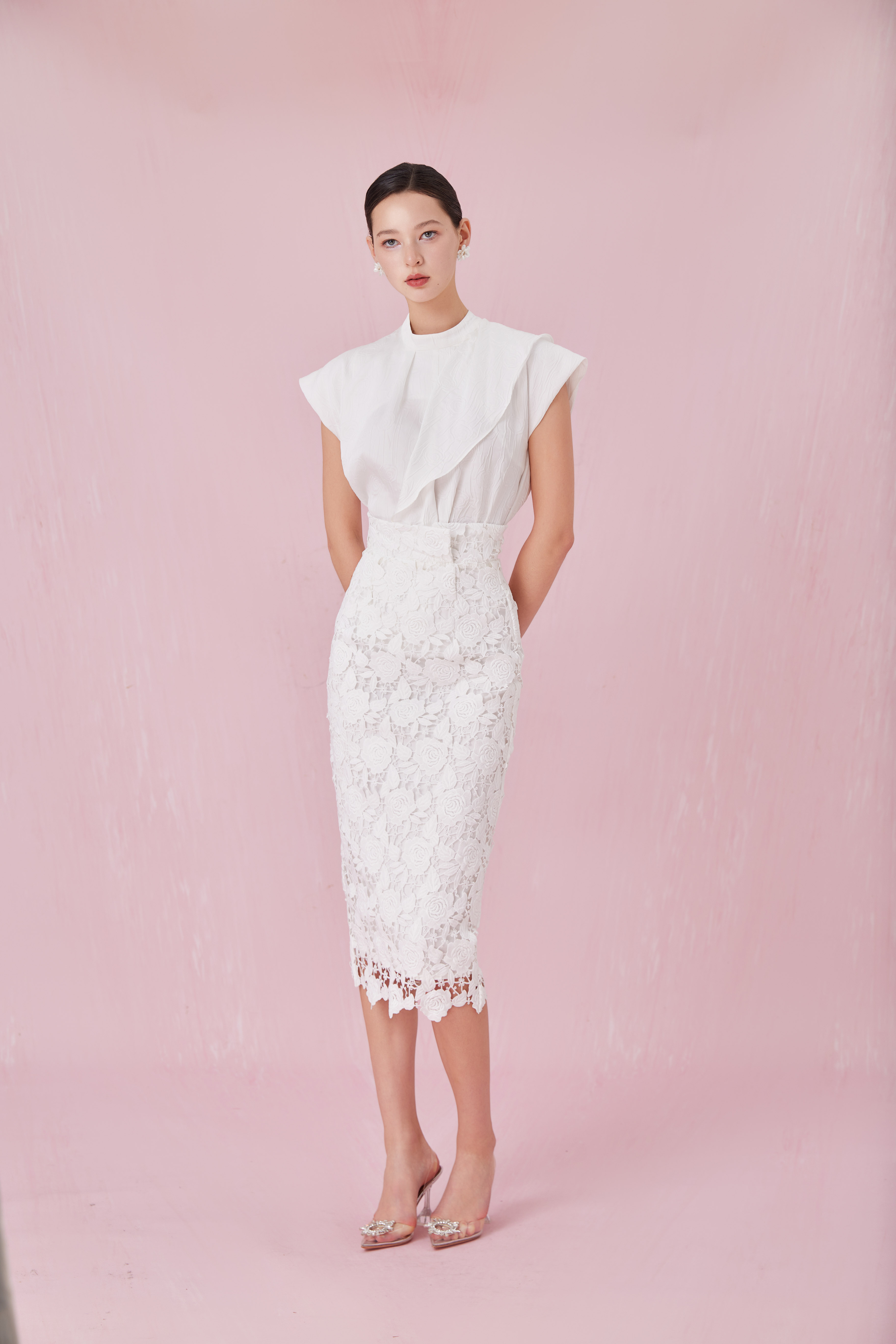 Chantey White Rose Lace Pencil Skirt
