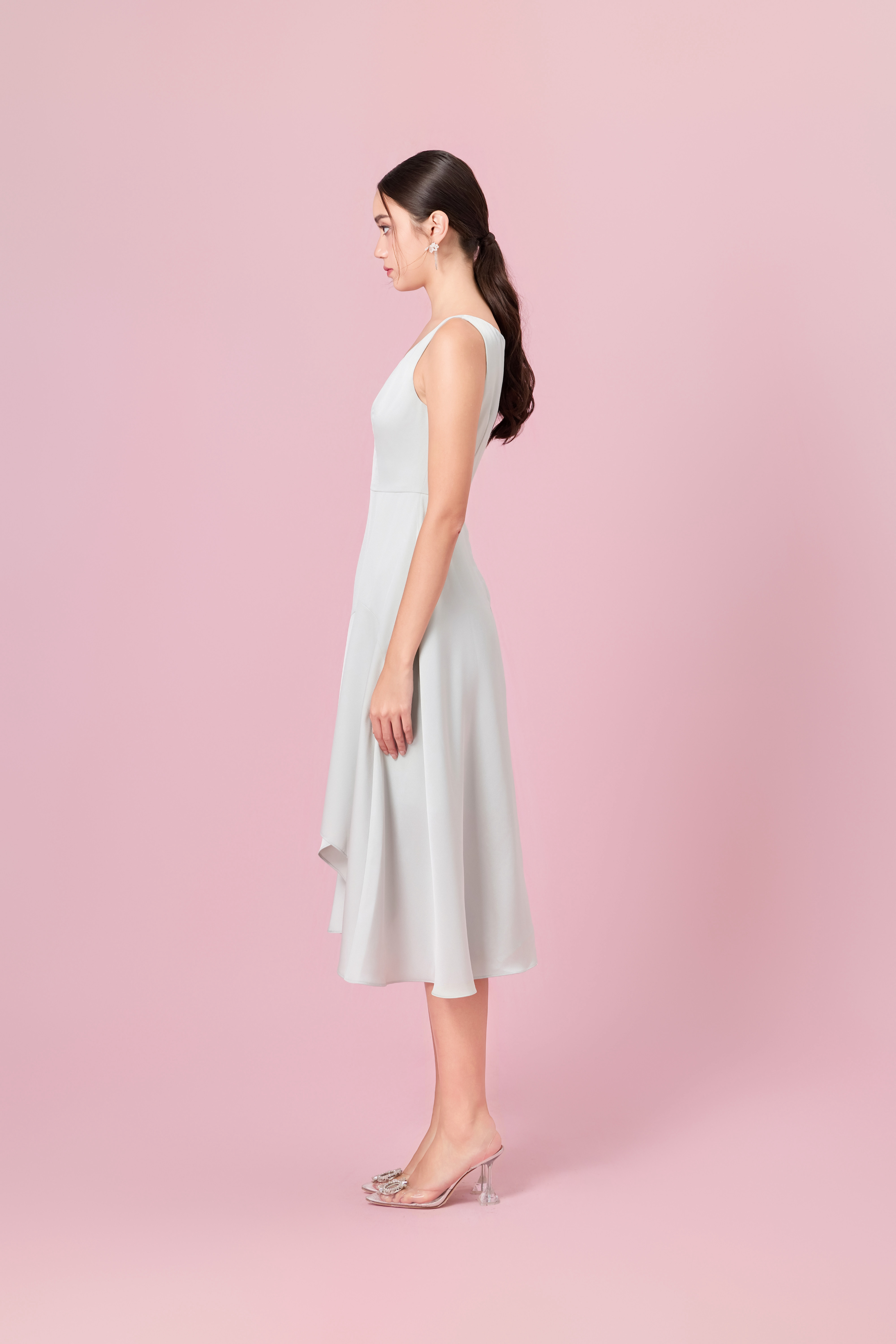 Cherilynne Light Green V-neck Asymmetrical Dress