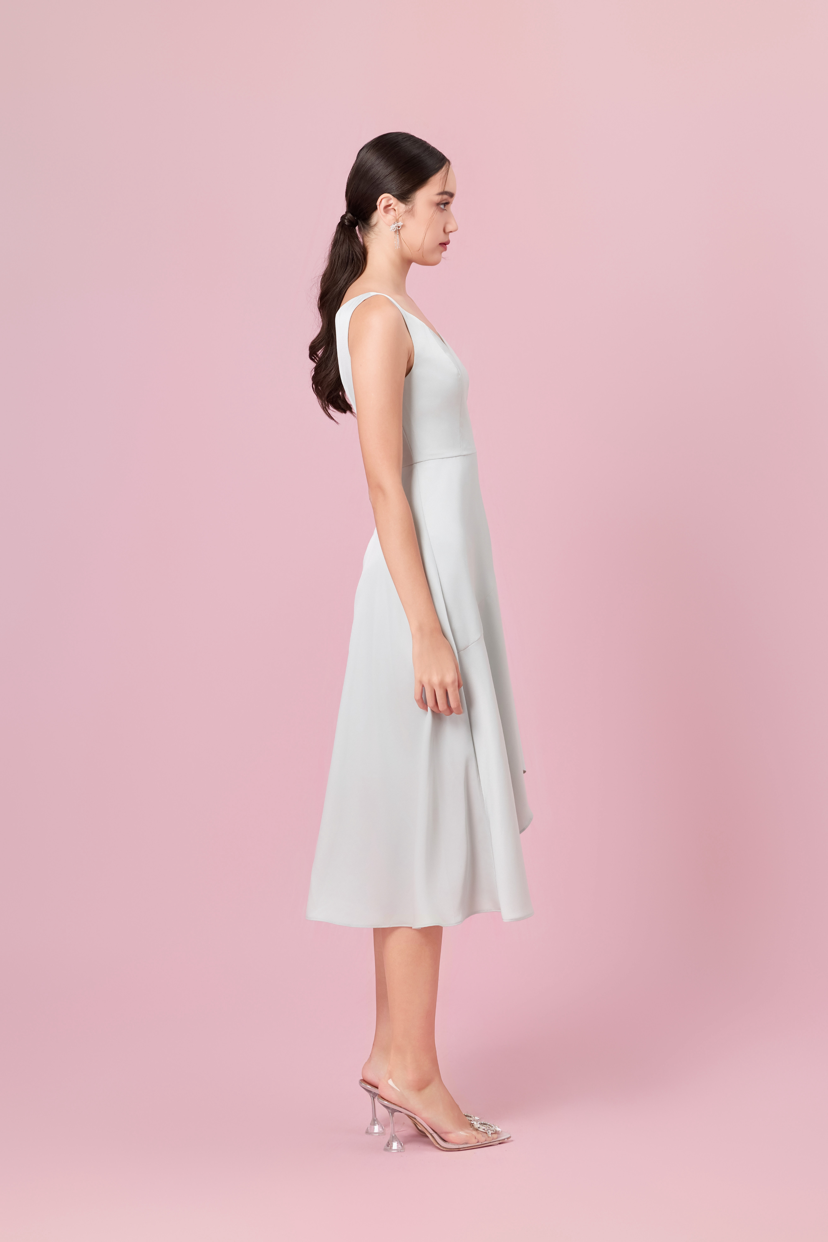 Cherilynne Light Green V-neck Asymmetrical Dress