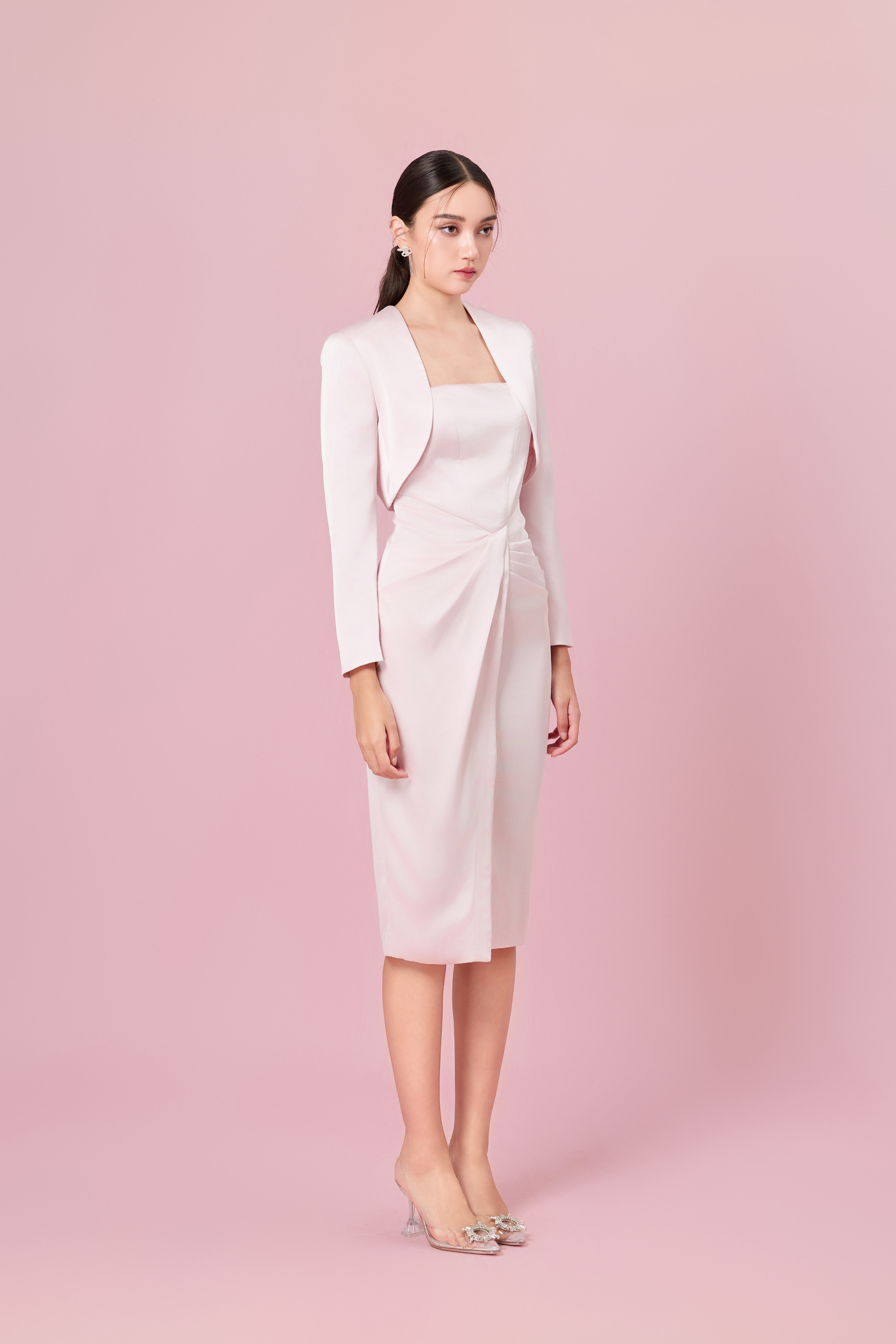 Chantrel Light Pink Modern Cropped Blazer