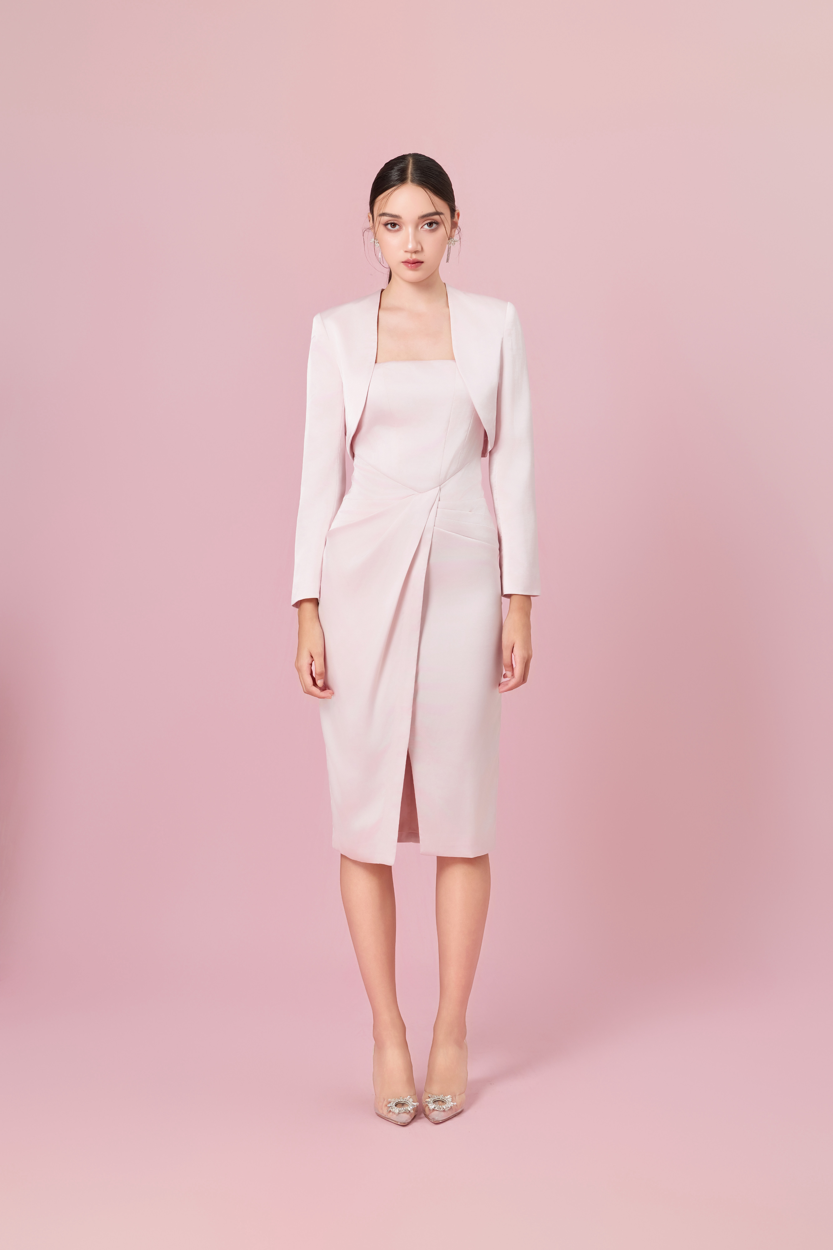 Chantrel Light Pink Modern Cropped Blazer