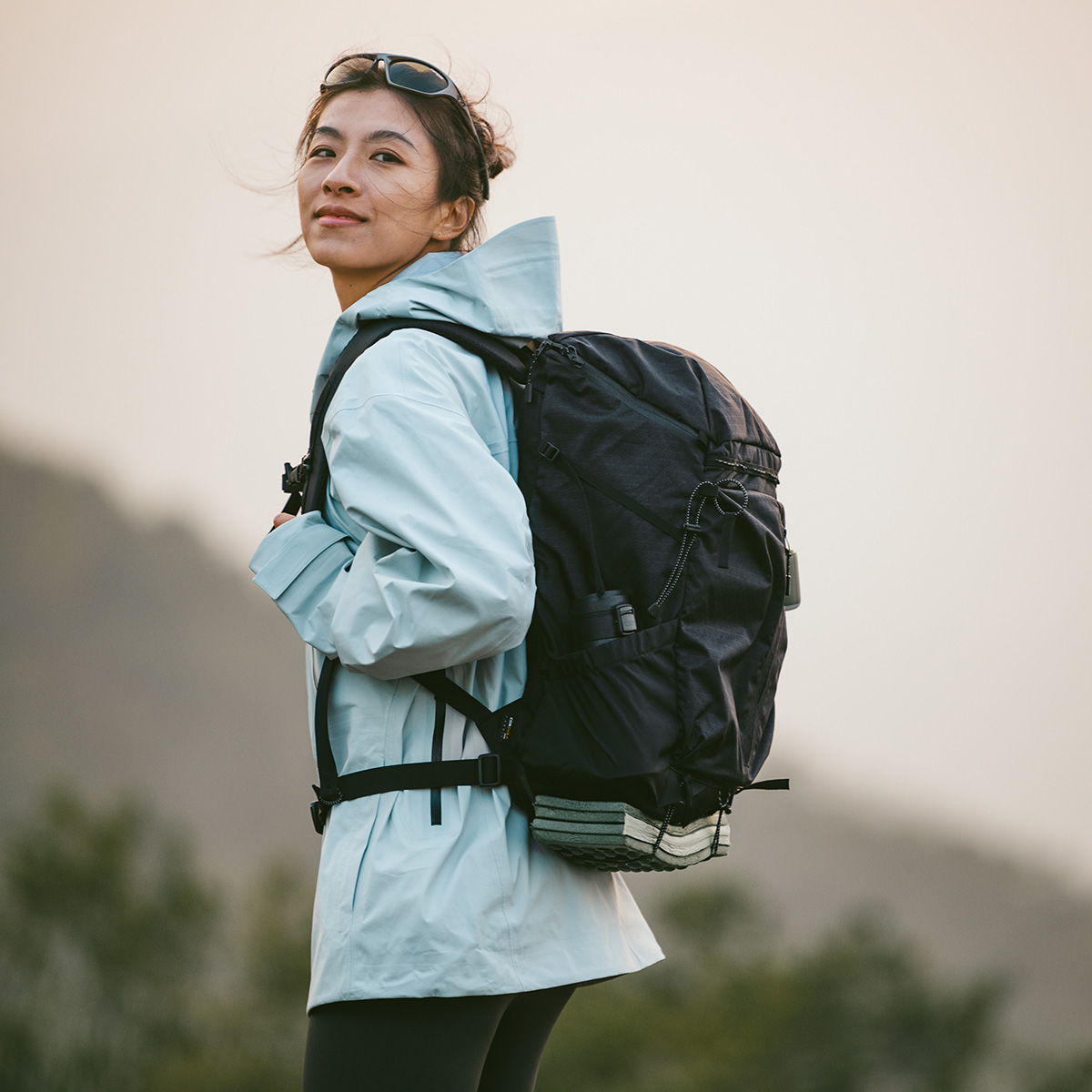 Naturehike 2024年新作 HELIUM 超軽量リュックサック ビジネスリュック 25L 600g 防災 防水 アウトドア キャンプ