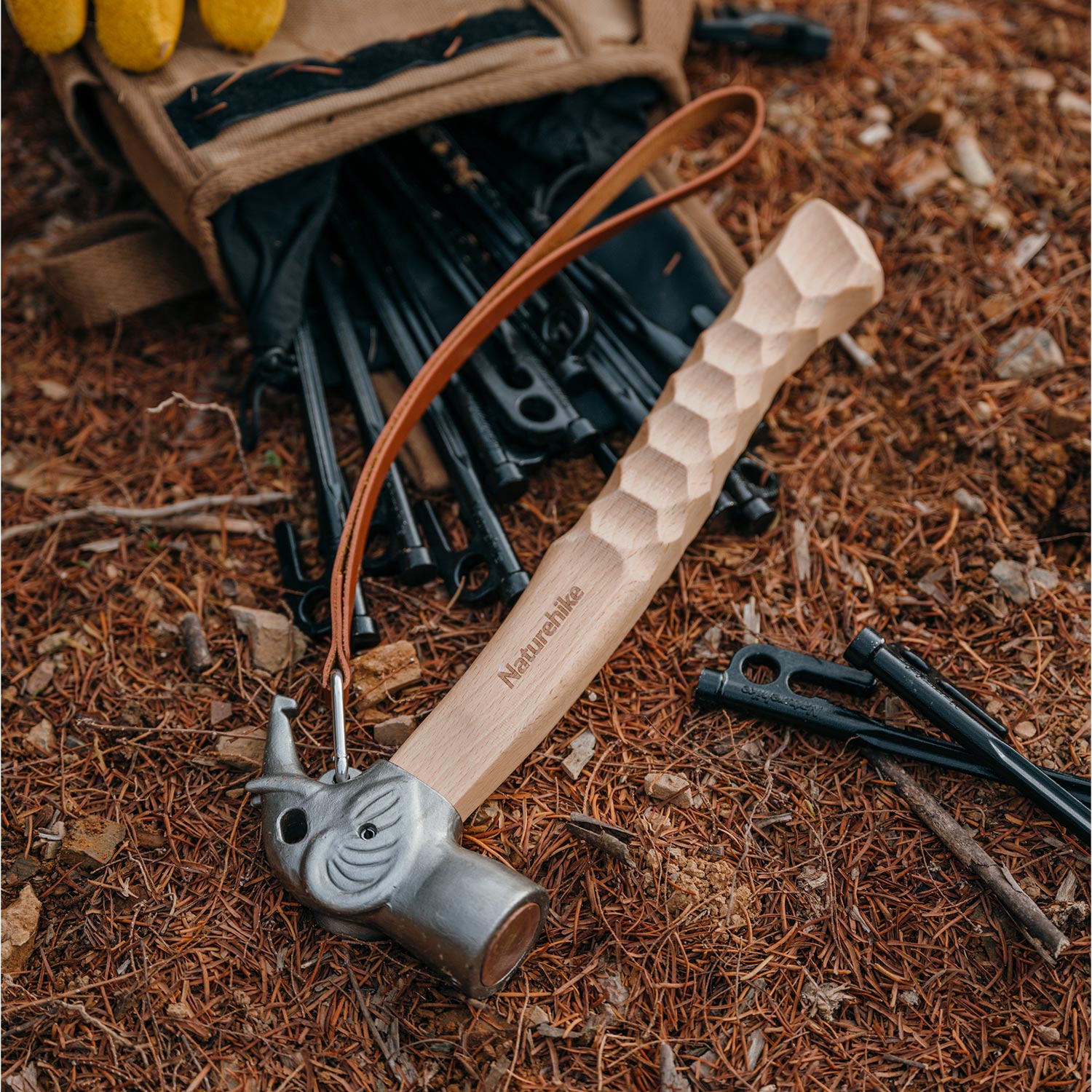 Naturehike アウトドアハンマー キャンプ用ハンマー ペグハンマー 軽い 安全ベルト付 テントアクセサリー
