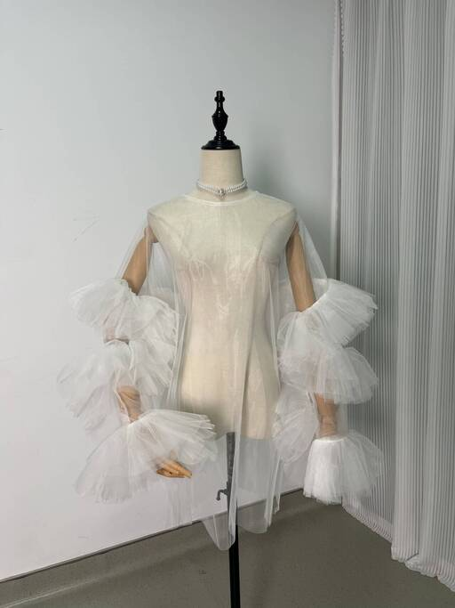 実例写真！2ways トップス+キャミソール 可愛い 前撮り ソフトチュール クレープ生地 ふわふわ 披露宴 前撮り