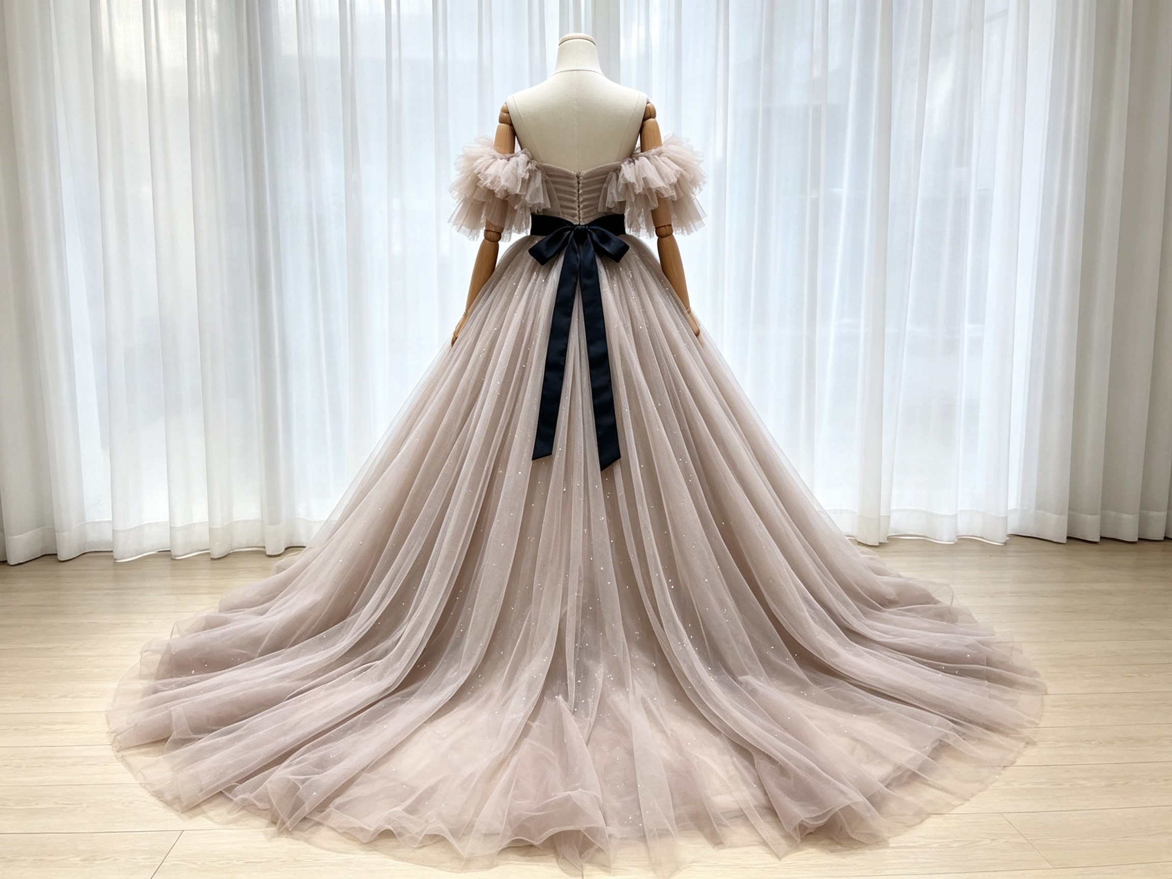 フランス風 カラードレス シャンパン色 オフショルダー パール チュールスカート サッシュベルト 花嫁
