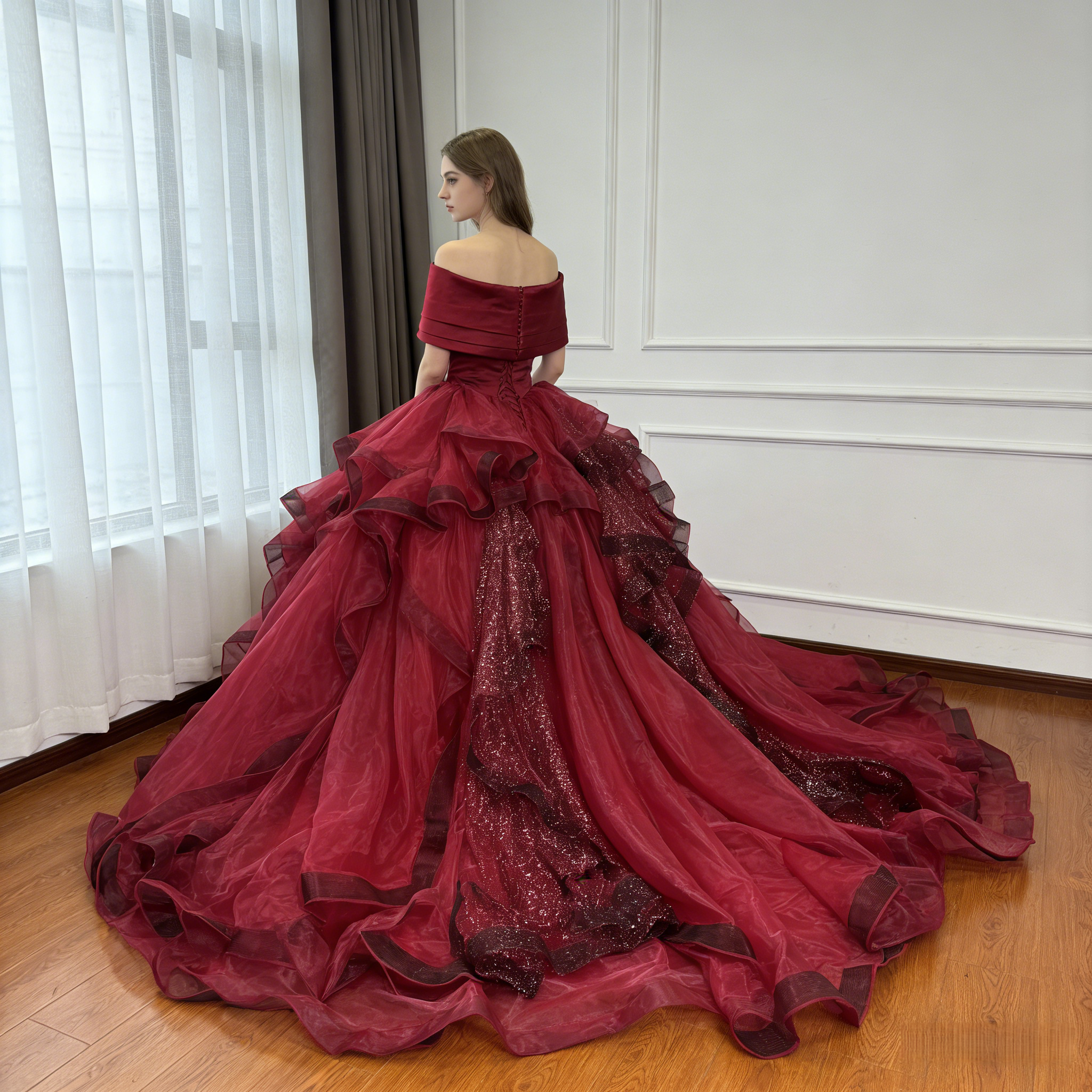 豪華！カラードレス ワインレッド オフショルダー キラキラチュール プリンセスライン ラッフルフリル 前撮り