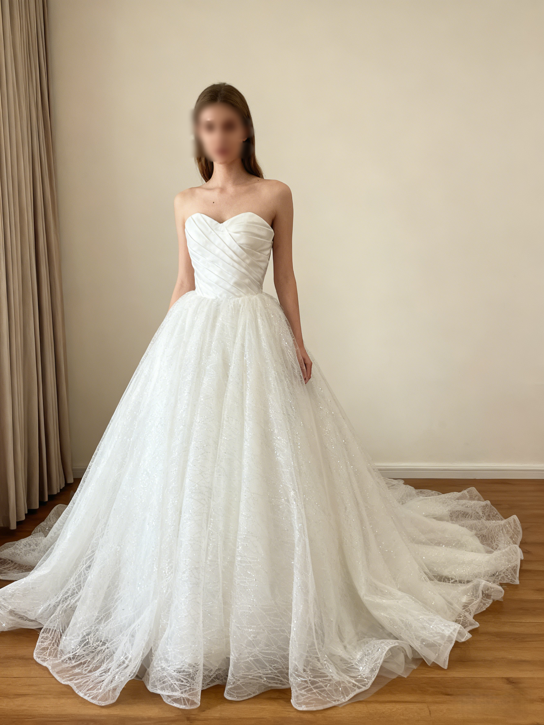 高品質！オフホワイト ドレス Aライン ベアトップ 背中見せ ノースリーブ 華やかなトレーン結婚式/披露宴/二次会