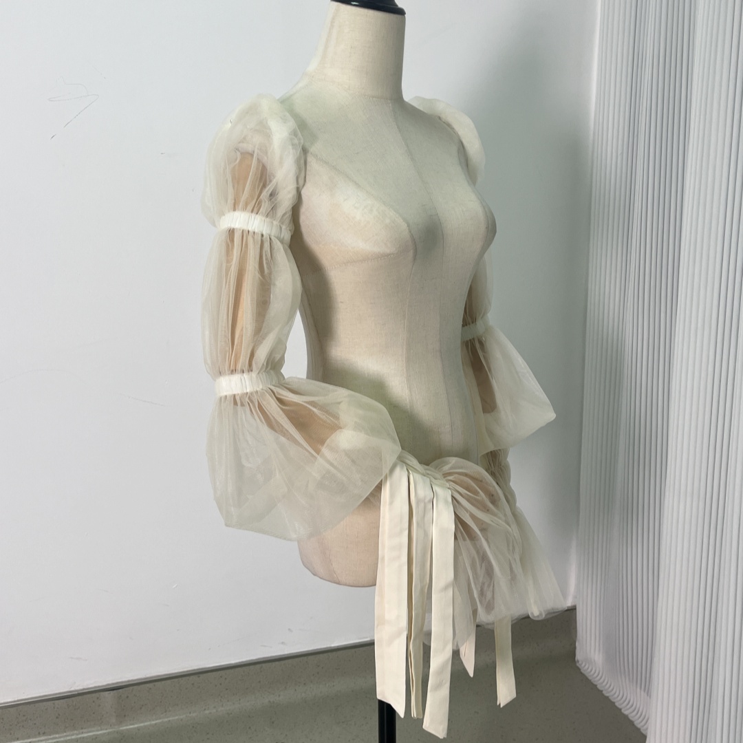 エレガント アイボリー 長袖 姫袖 シースルー袖 ストレッチ お色直し 前撮り