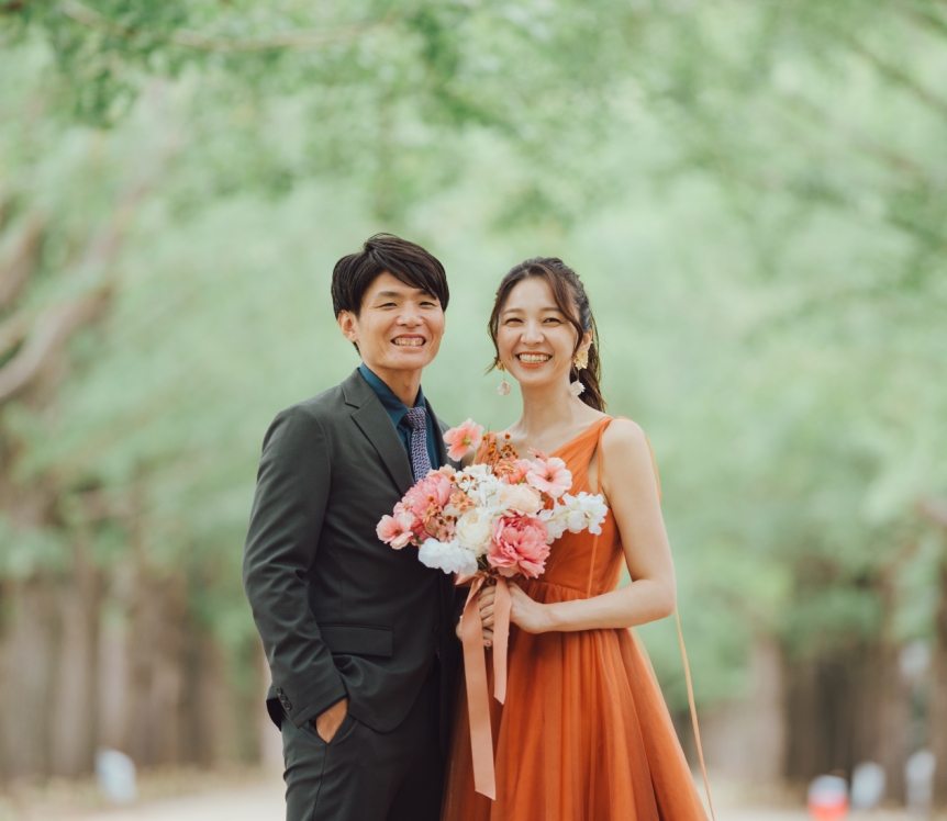 実例写真！カラードレス テラコッタ色 Vネック キャミソール チュールドレス 編み上げ 披露宴 前撮り 抜群のおしゃれ見