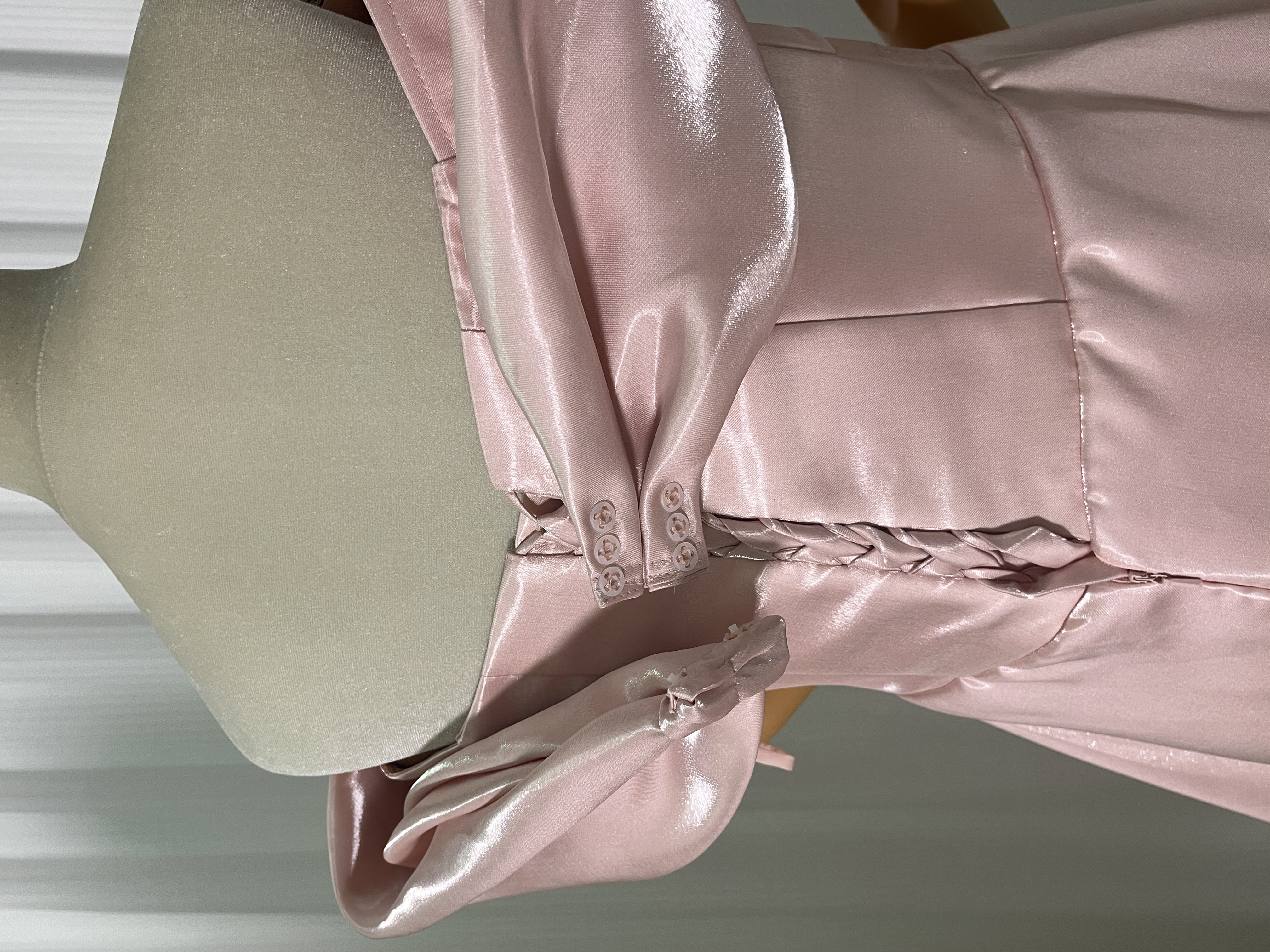 カラードレス コーラルピンク オフショルダー 光沢サテン ロング 前撮り 可愛い 編み上げ 演奏会/音楽会