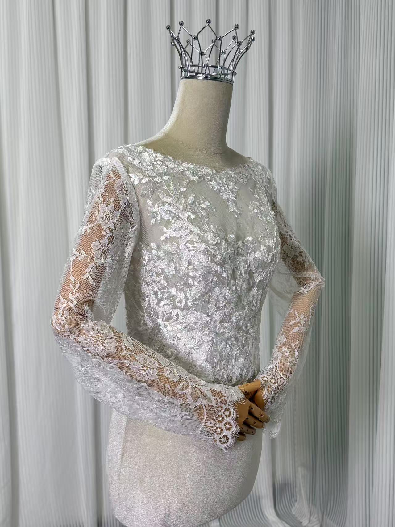 ボレロ ハンドメイド キラキラスパンコール 長袖 くるみボタン 結婚式