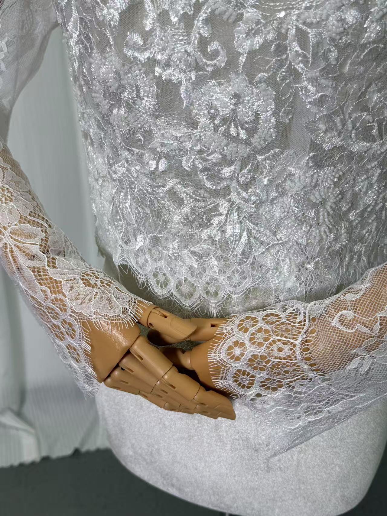 ボレロ ハンドメイド キラキラスパンコール 長袖 くるみボタン 結婚式