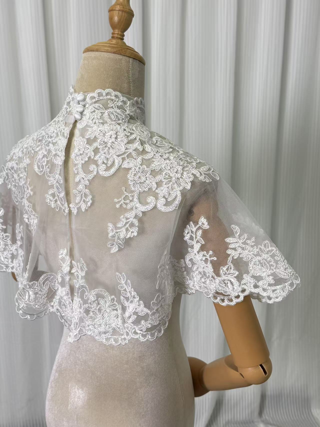 ボレロ ショール 魅惑の花レース くるみボタン ハンドメイド 結婚式