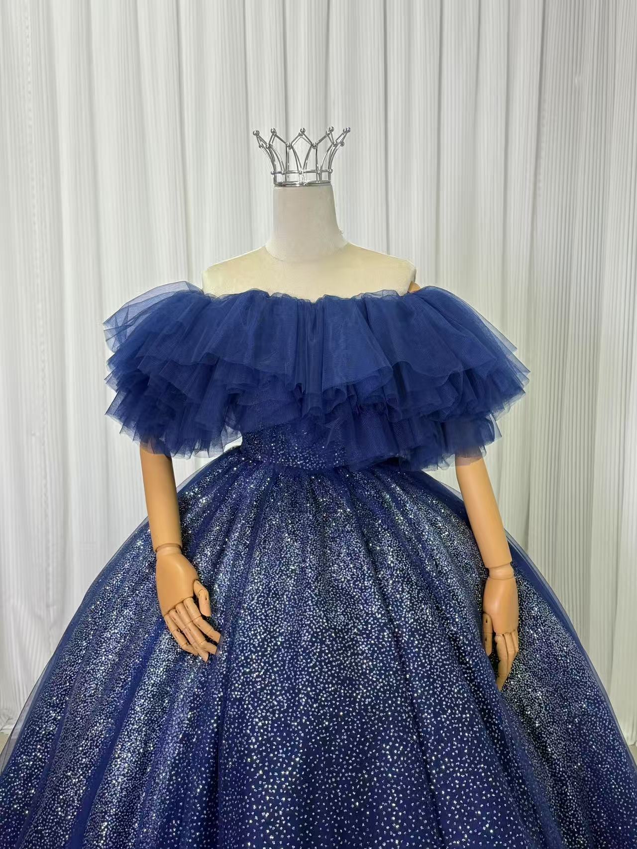 豪華！カラードレス ネイビー 取り外しオフショルダー 編み上げ キラキラグリッターチュール 前撮り