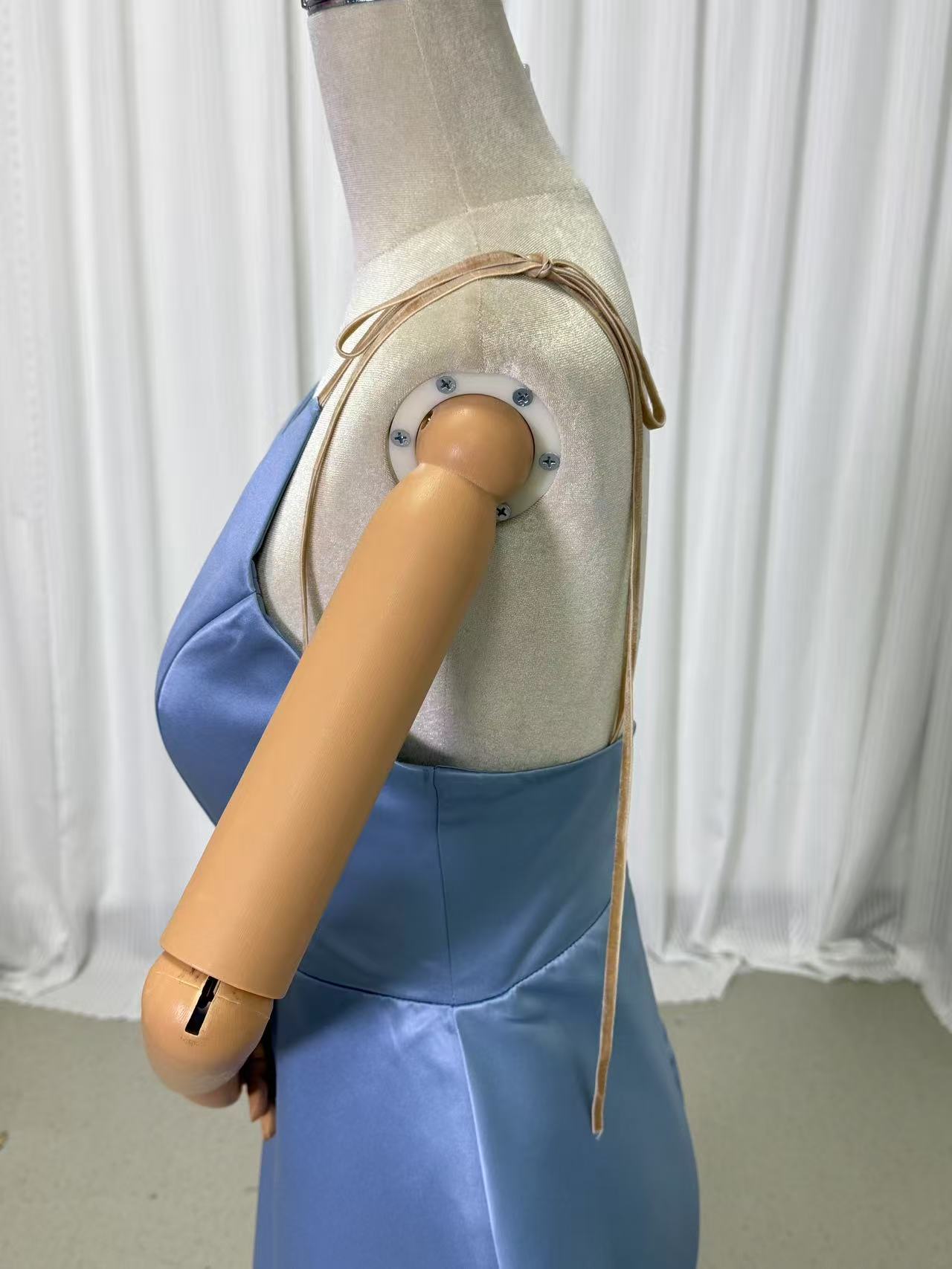 ブルー キャミソール パーティードレス カーキ色  ビロード 細見えシルエット ファスナー