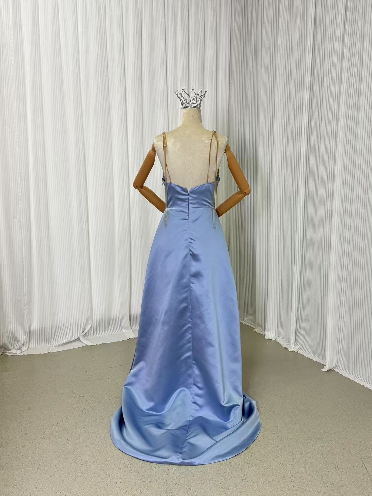 ブルー キャミソール パーティードレス カーキ色  ビロード 細見えシルエット ファスナー