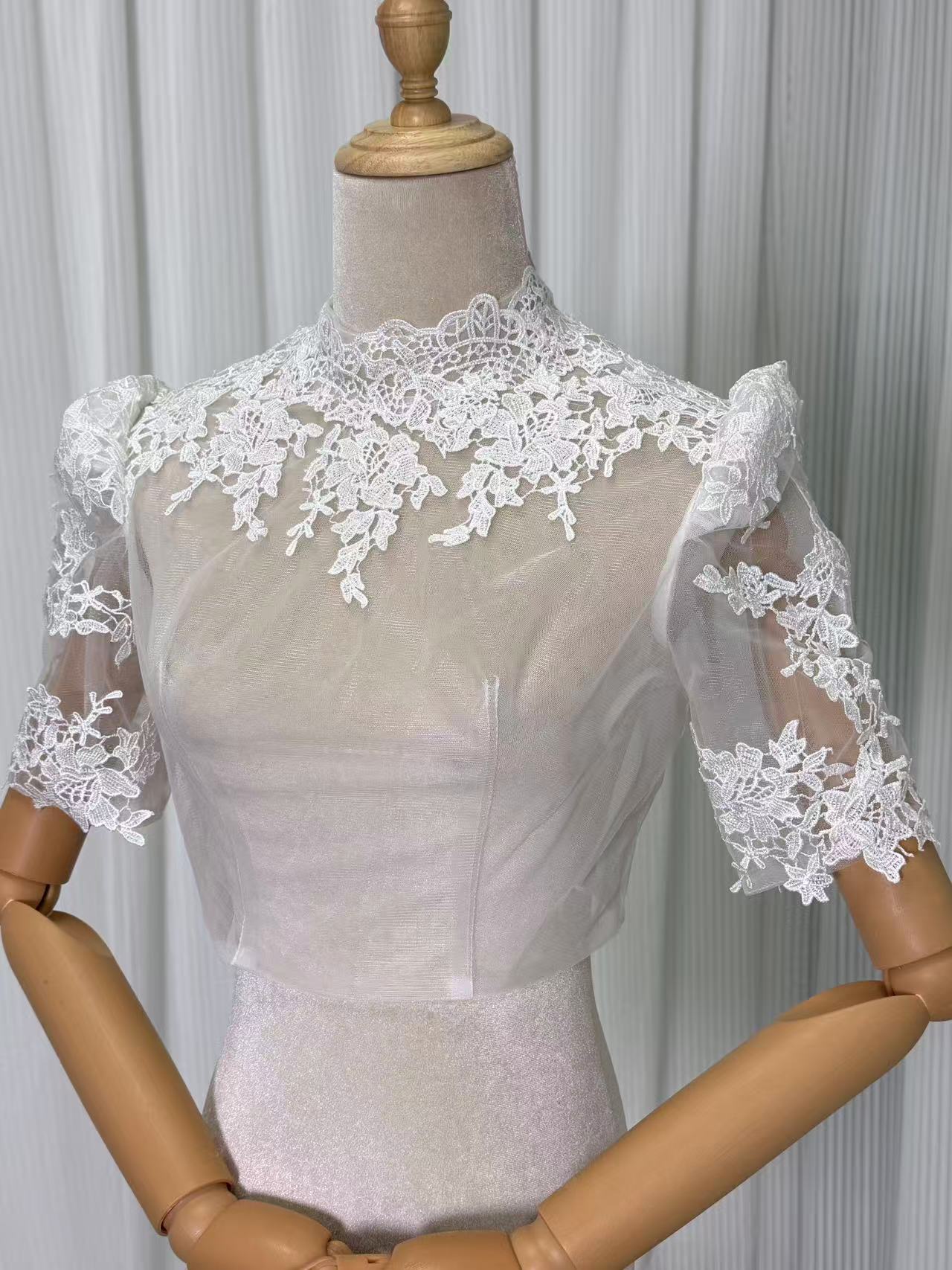 ボレロ 魅惑の花レース 短袖 ファスナー 可愛い フランス風 結婚式