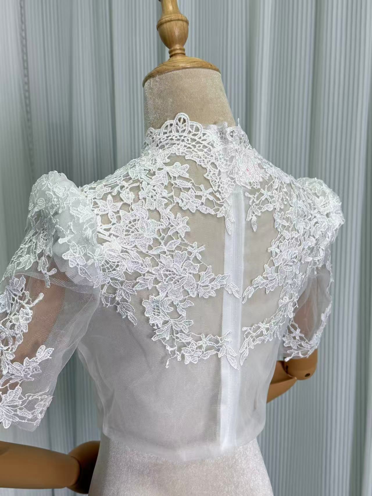 ボレロ 魅惑の花レース 短袖 ファスナー 可愛い フランス風 結婚式