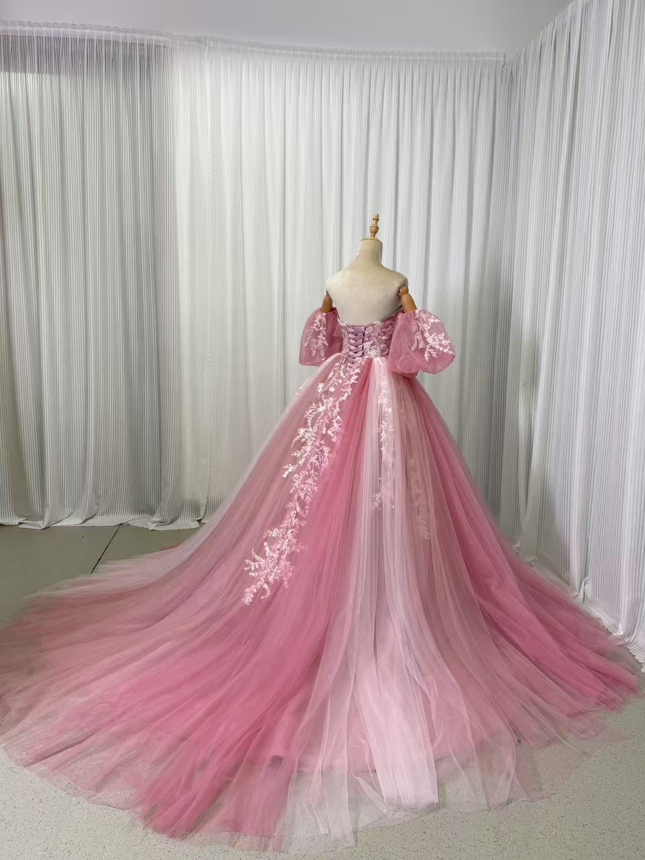 美品！カラードレス ピンク ベアトップ パフスリーブ グラデーション 繊細レース 編み上げ 前撮り