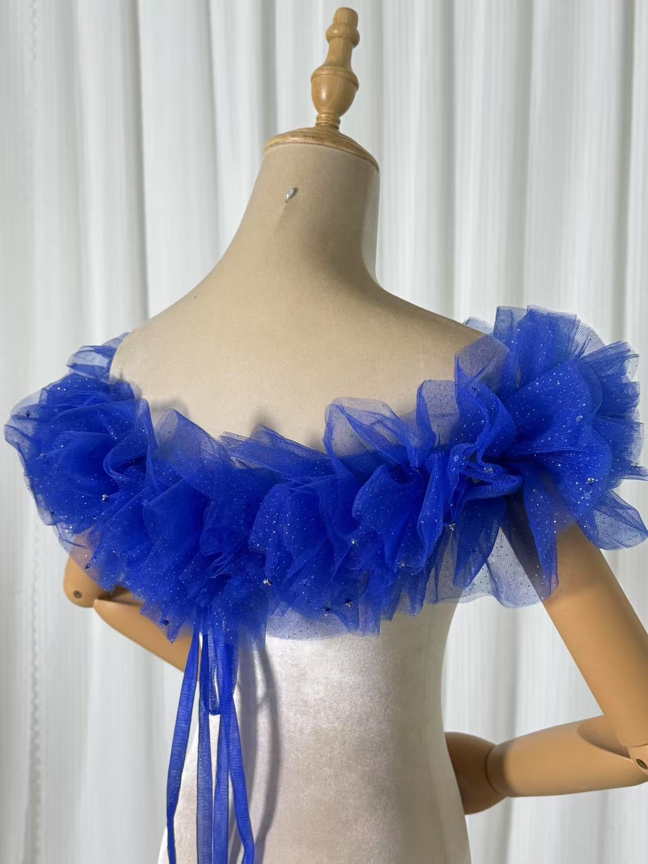 オフショルダー ジュエルブルー キラキラチュール ハンドメイド ビジュー クラシカル 前撮り 