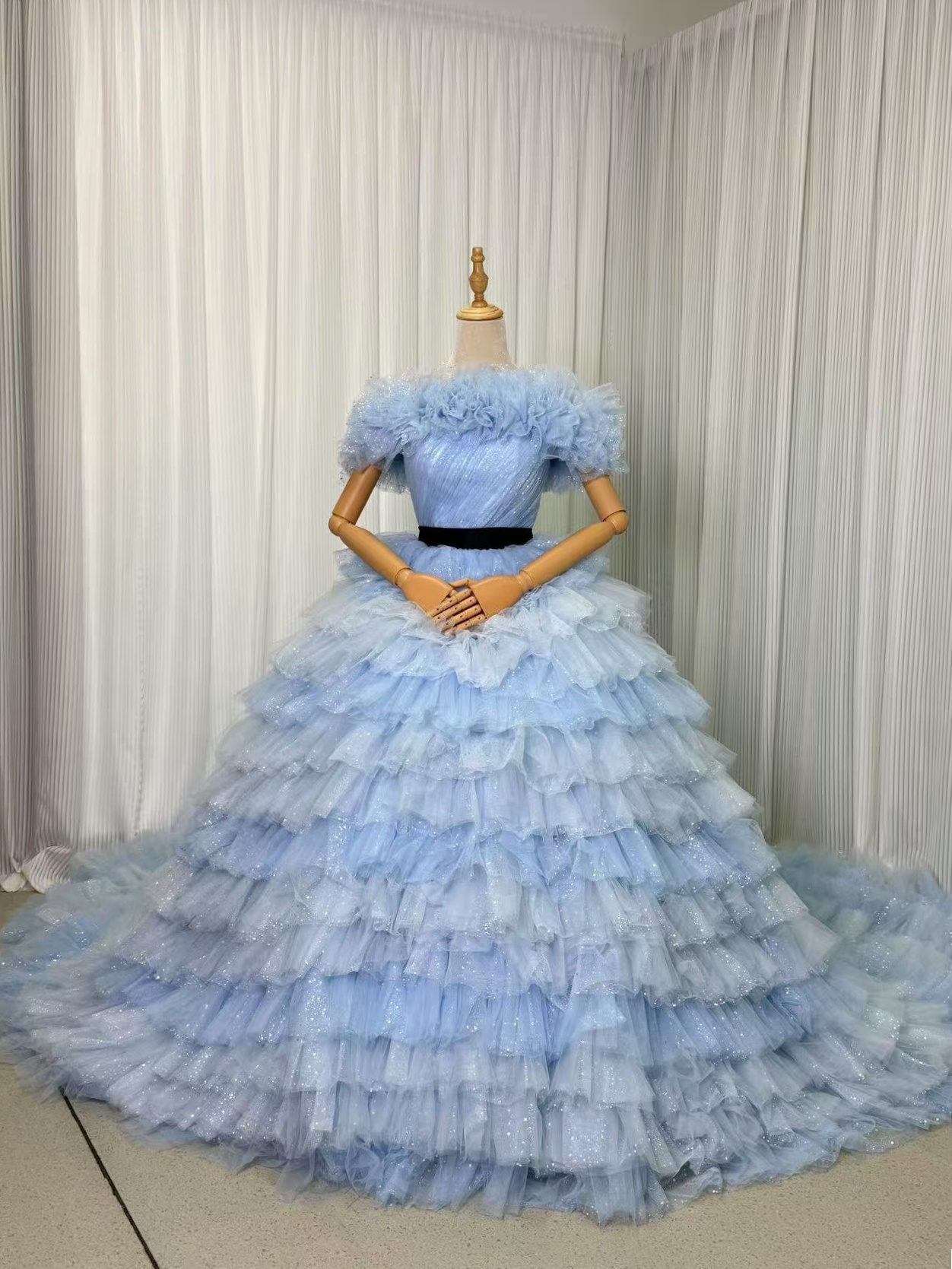 AMERI チュールドレス ブルー 青いオフショルダーチュールドレス