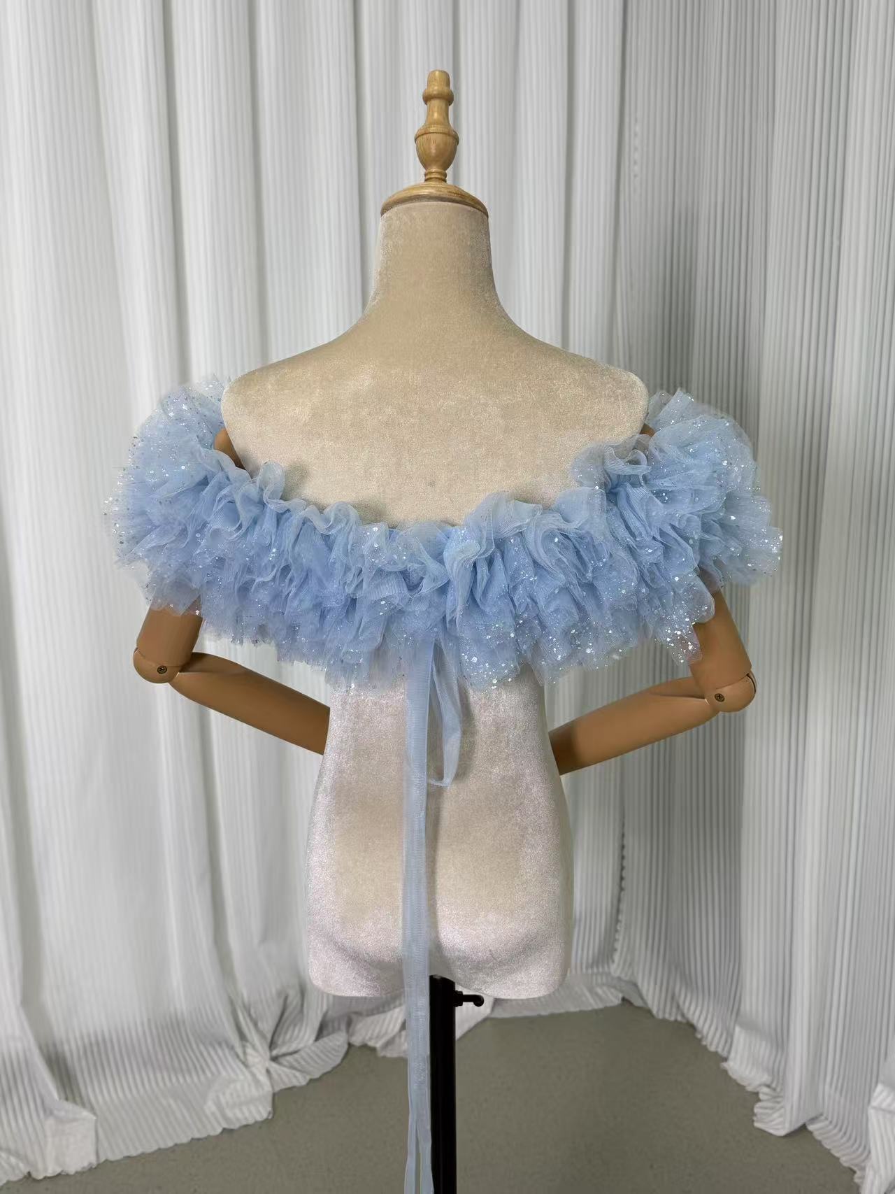 取り外しオフショルダー 爽やかで優しいブルー キラキラチュール 編み上げ 可愛い 前撮り