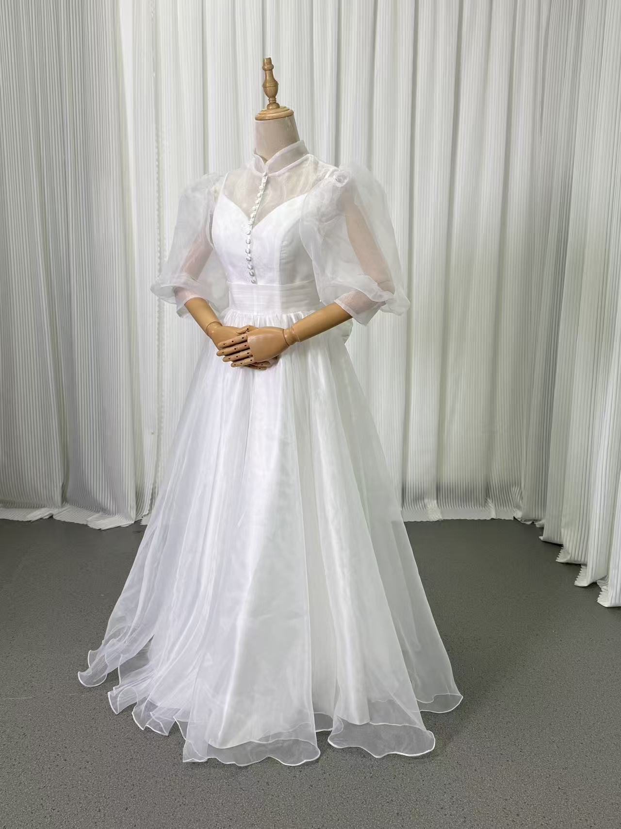 パーティードレス ヘップバーン風 クラシカル ロングドレス パフスリーブ 前撮り くるみボタン