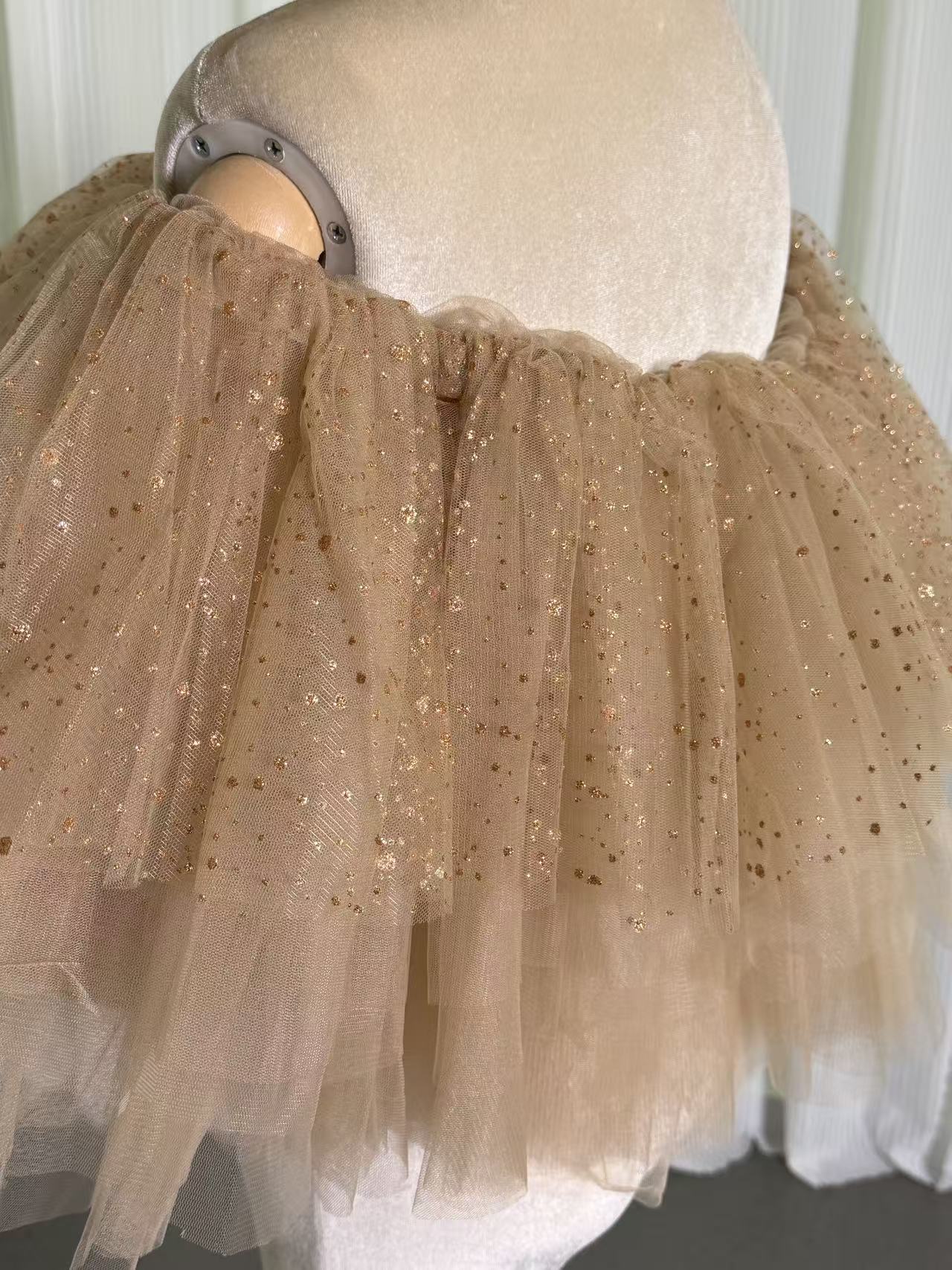   シャンパン色 取り外しオフショルダー キラキラチュール ストレッチ ふわふわ 披露宴