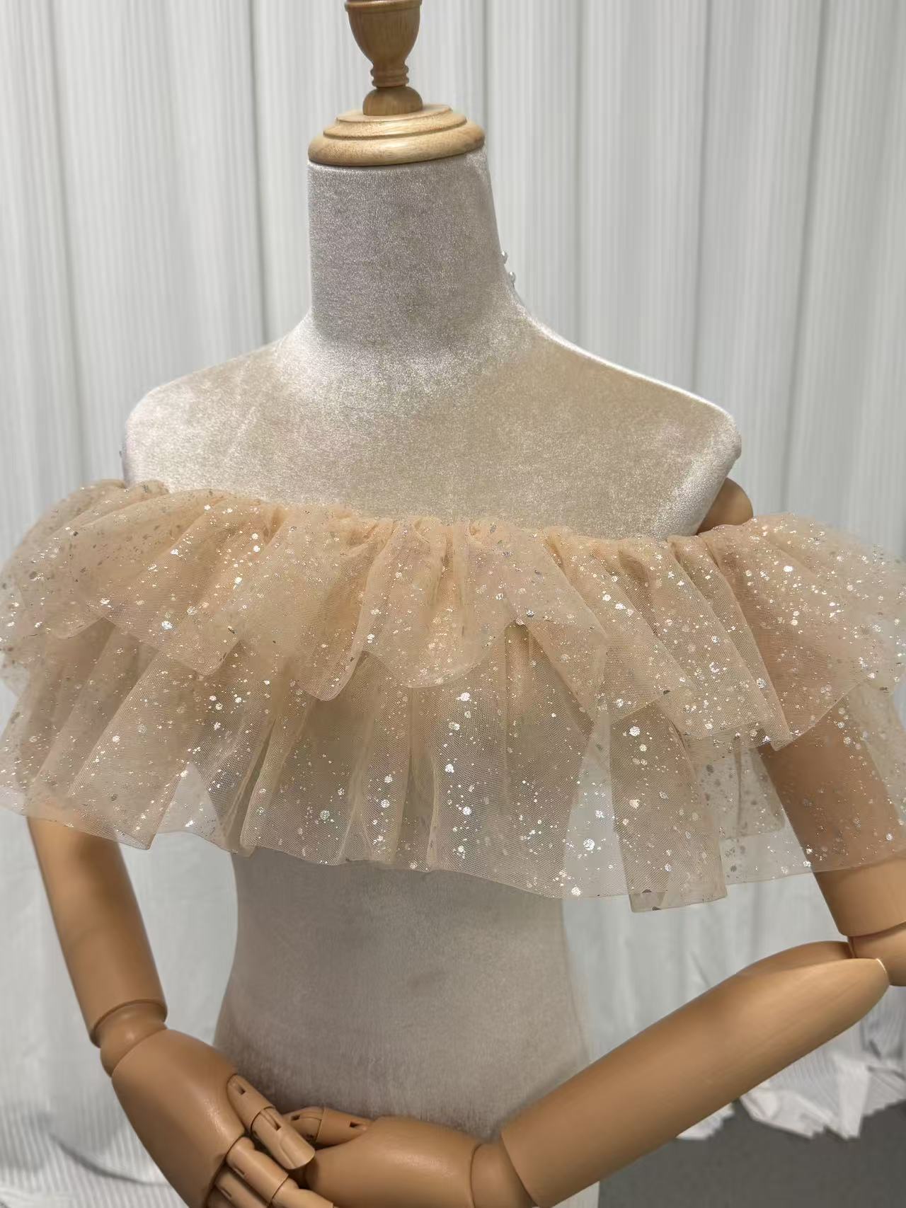 取り外しオフショルダー シャンパン色 キラキラチュール ストレッチ デザイン感 披露宴