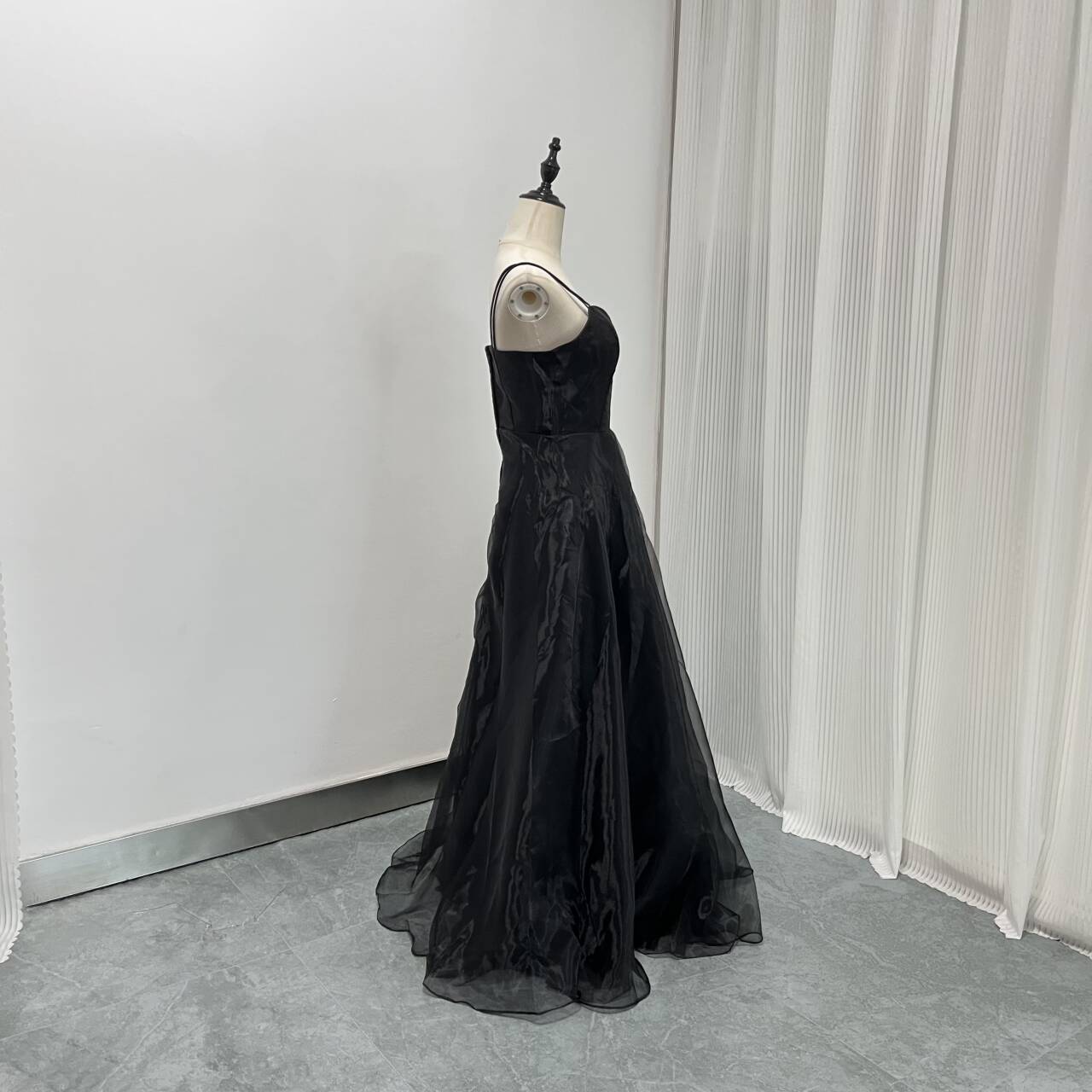 パーティードレス キャミソール ブラック チュールスカート 2次会 前撮り