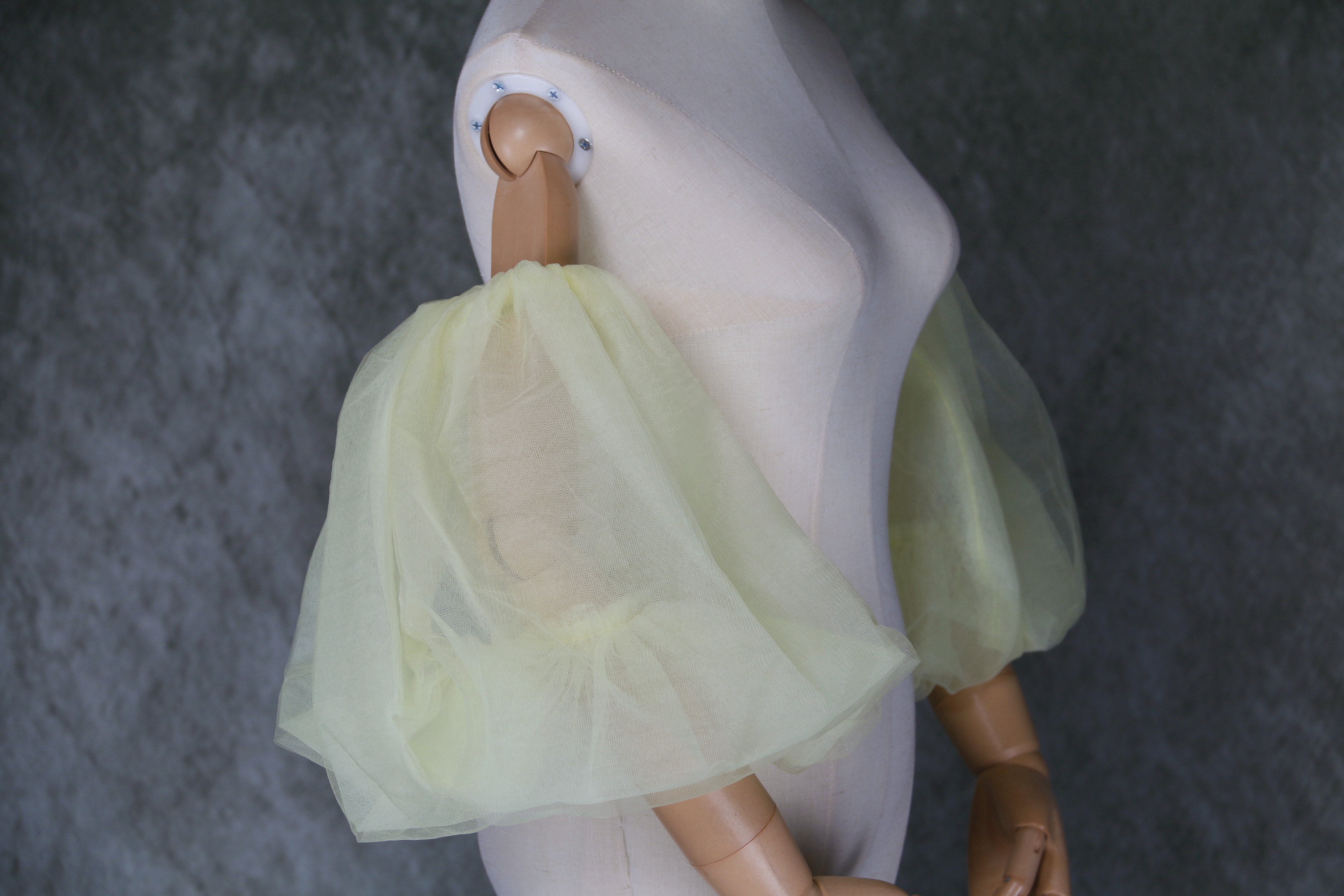 イエロー 取り外しパフスリーブ ストレッチ ソフトチュール お色直し パーティードレス