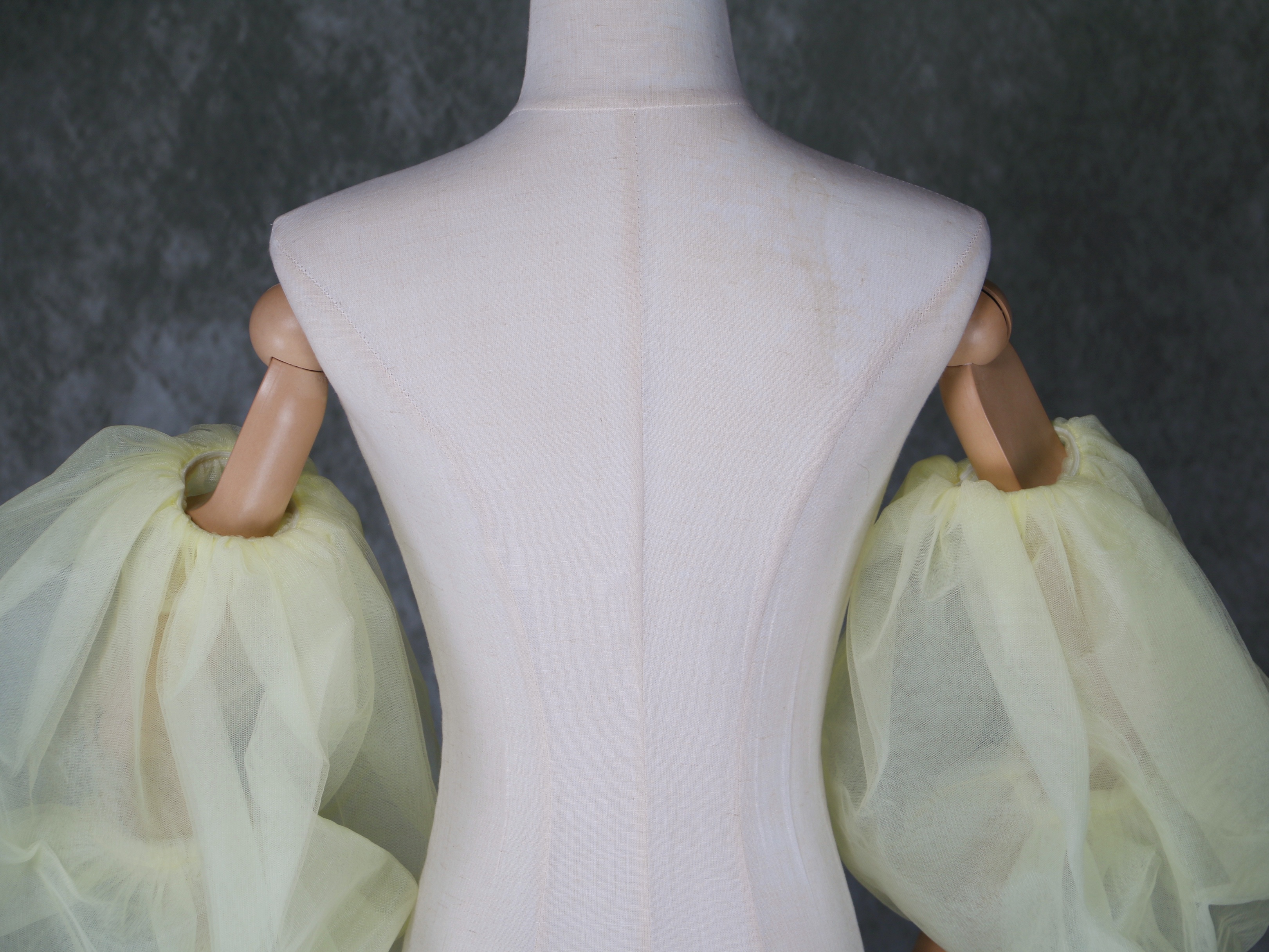 イエロー 取り外しパフスリーブ ストレッチ ソフトチュール お色直し パーティードレス