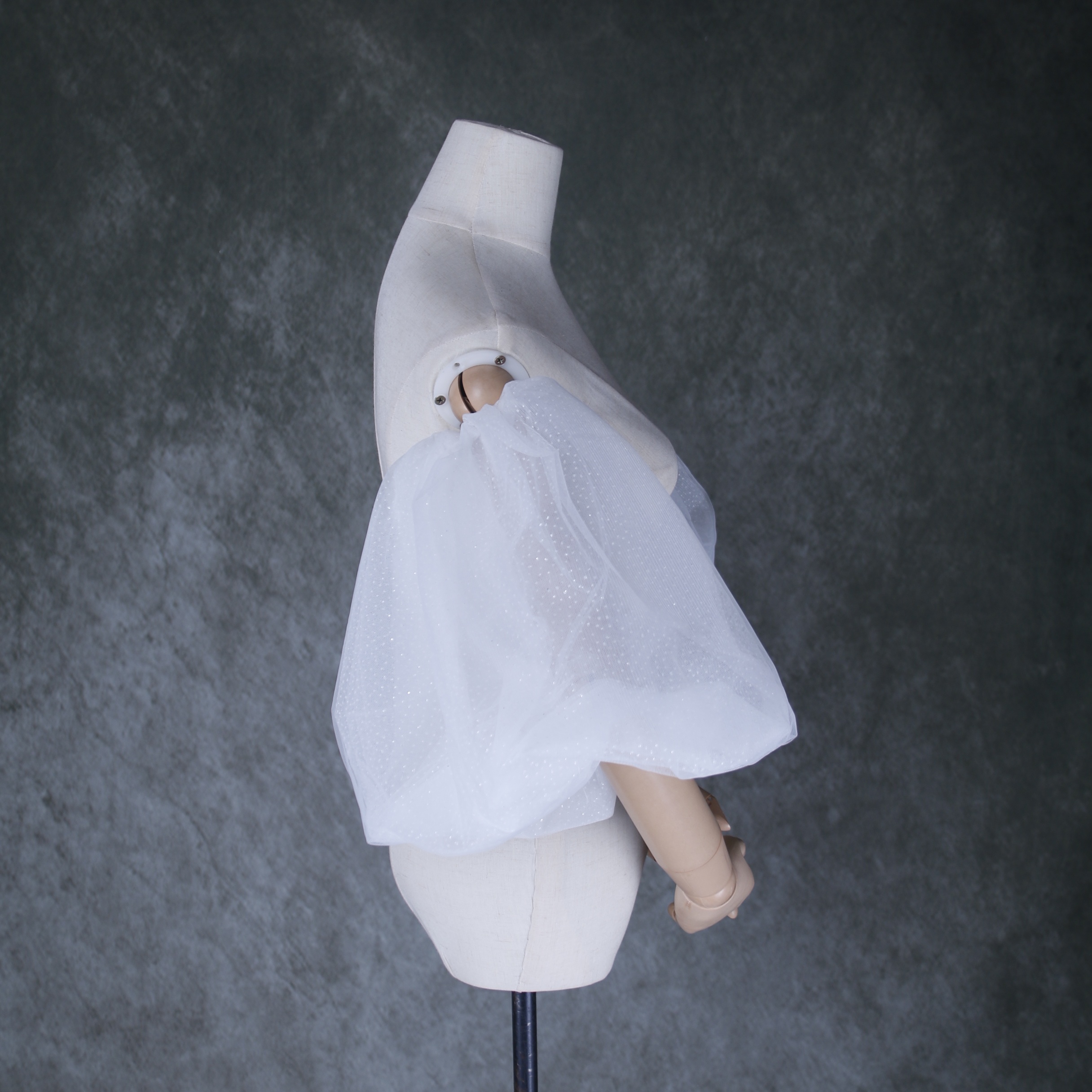 可愛い オフホワイト パフスリーブ キラキラチュール 取り外し袖 花嫁