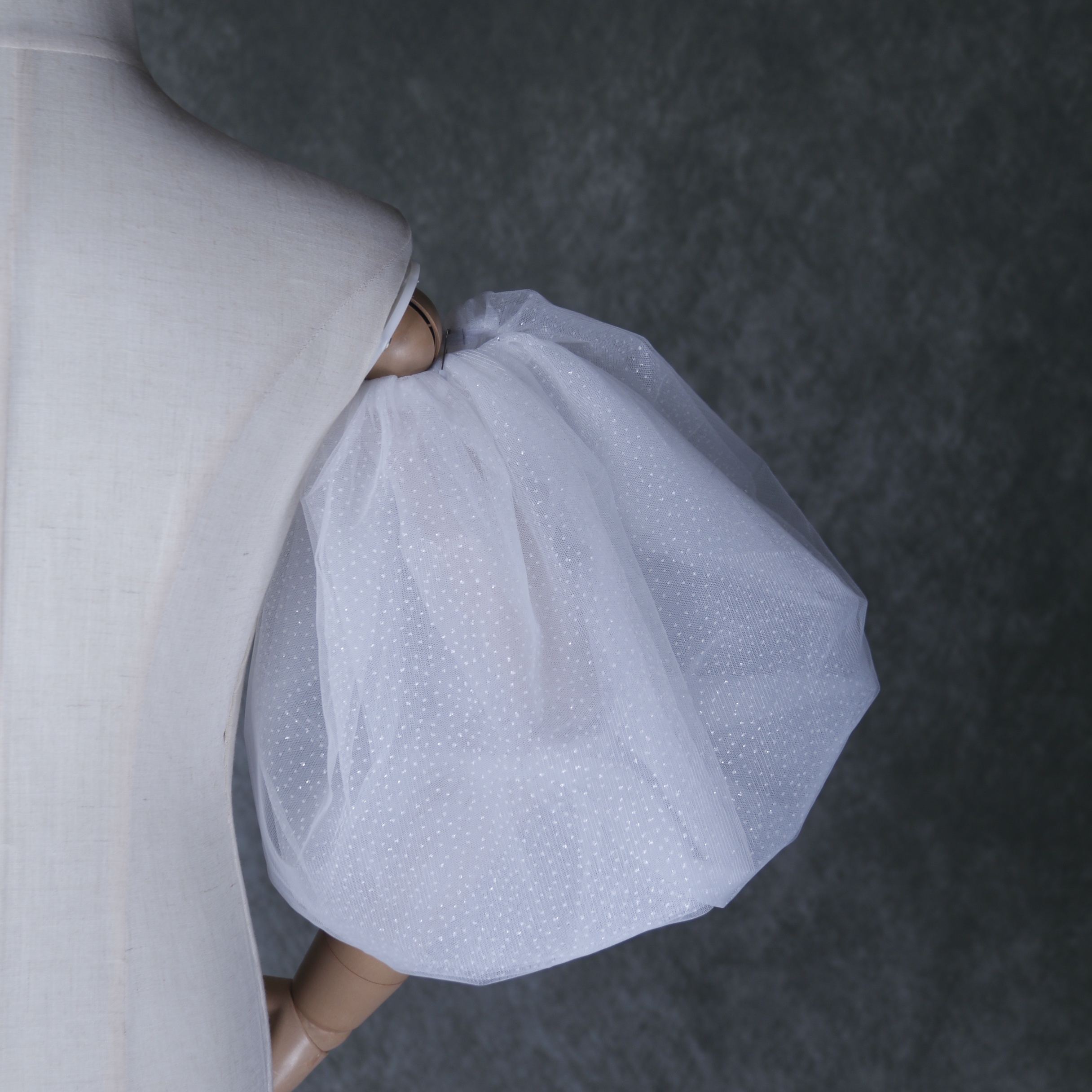 可愛い オフホワイト パフスリーブ キラキラチュール 取り外し袖 花嫁