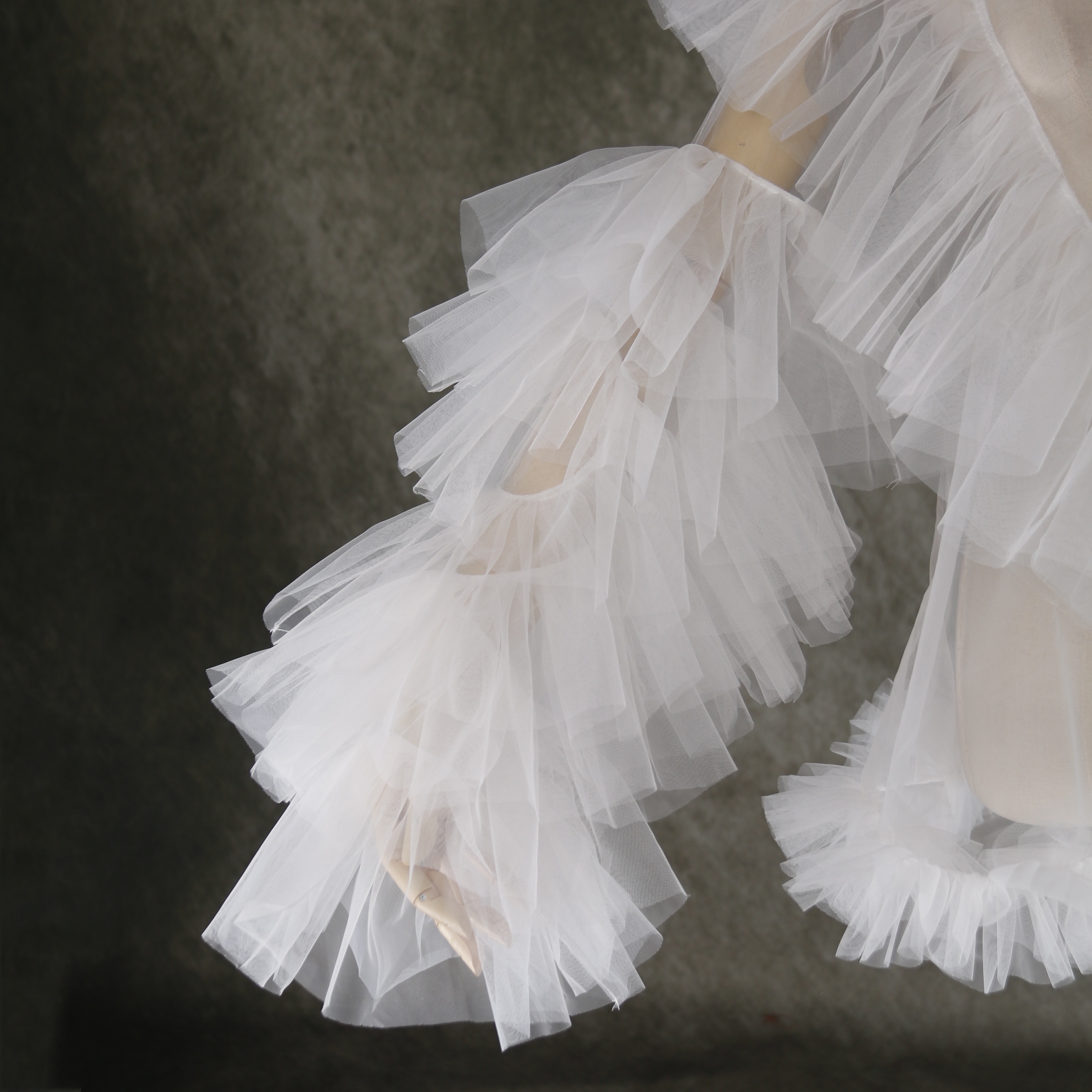 抜群のおしゃれ見え トップス ロングスリーブ ソフトチュール デザイン感 ウェディングドレス 前撮り