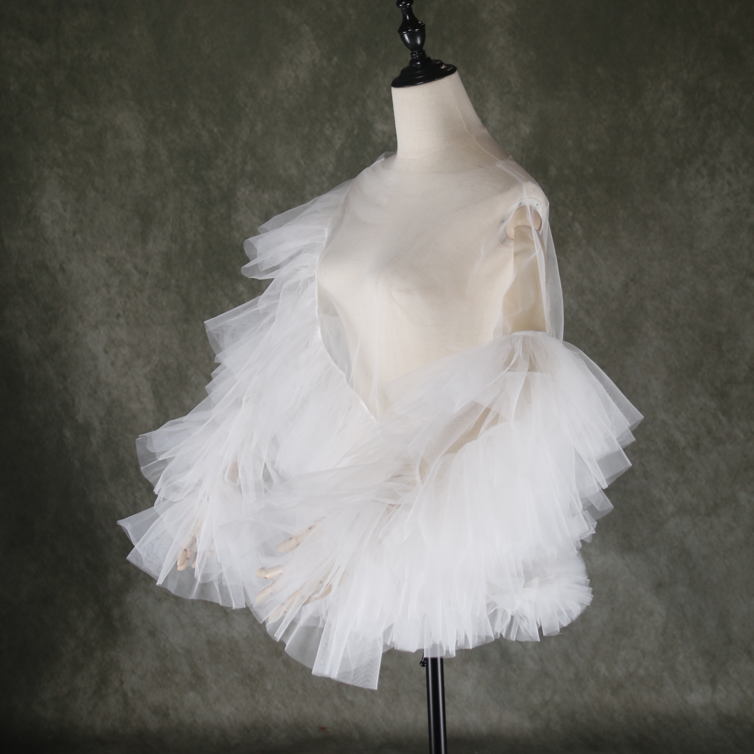 抜群のおしゃれ見え トップス ロングスリーブ ソフトチュール デザイン感 ウェディングドレス 前撮り