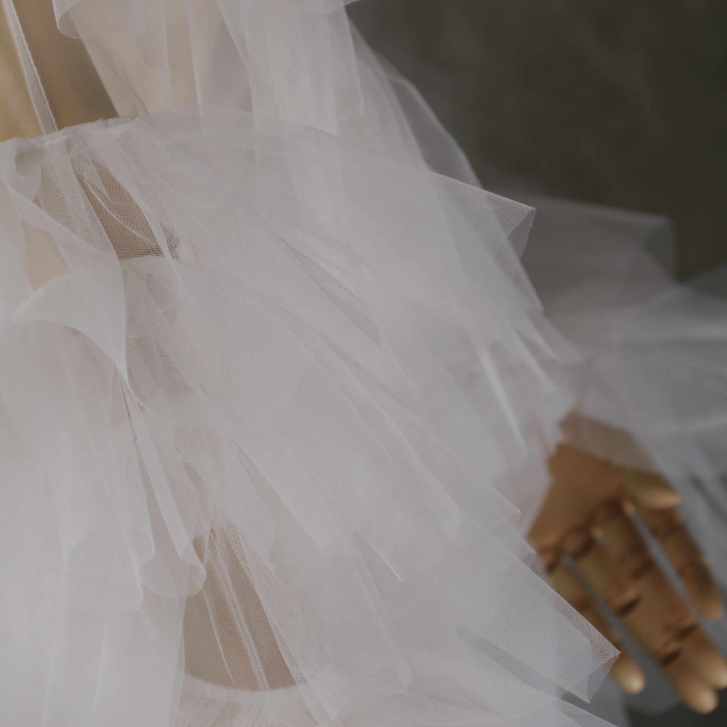 抜群のおしゃれ見え トップス ロングスリーブ ソフトチュール デザイン感 ウェディングドレス 前撮り