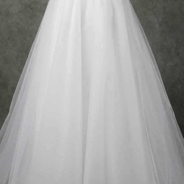 上品！ウエディングドレス キラキラスパンコール ソフトチュール 結婚式/披露宴